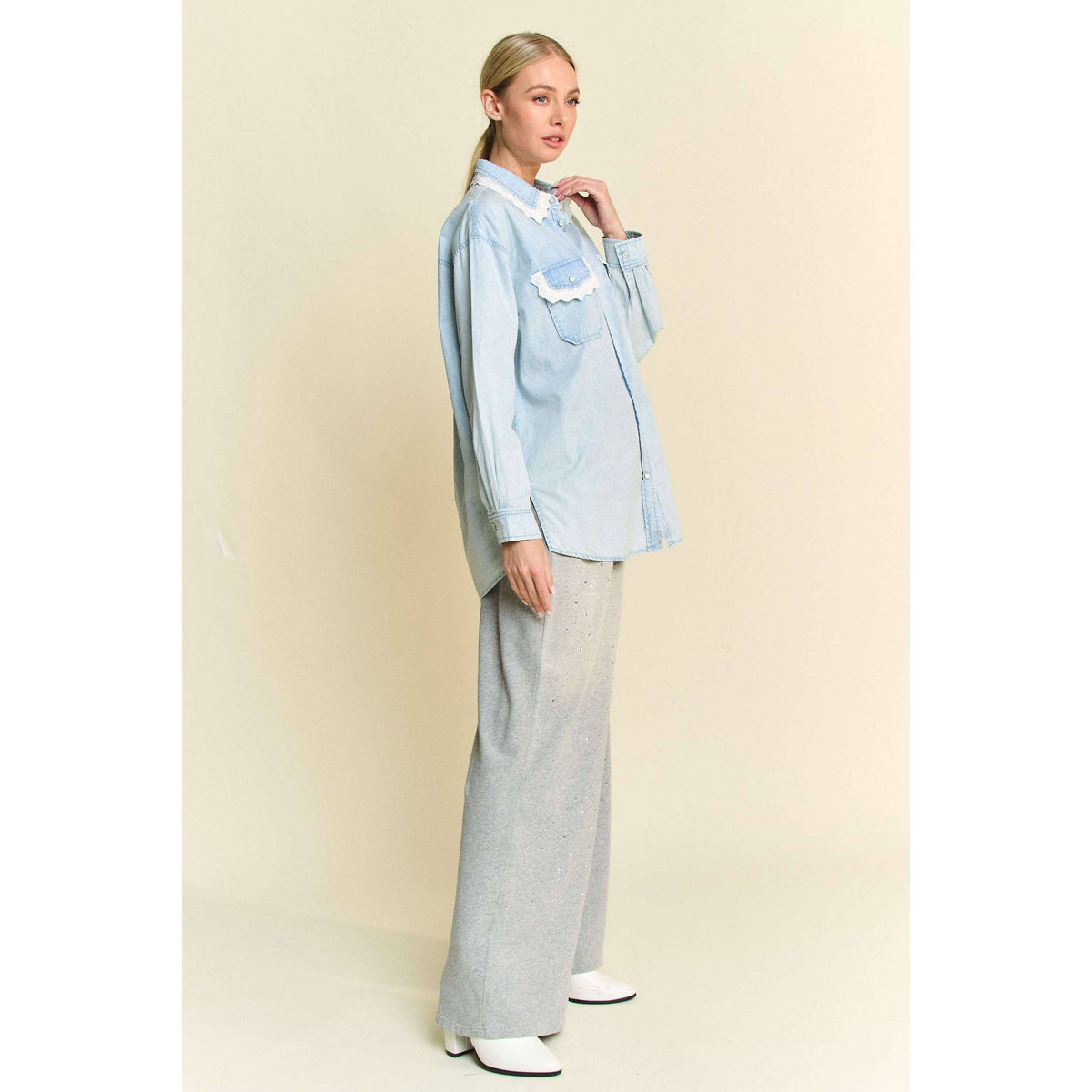 LIGHTWEIGHT WASHED LACE EDGE WAFFLE KNIT SHIRT