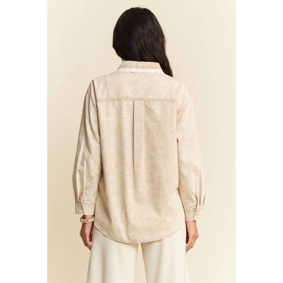 LIGHTWEIGHT WASHED LACE EDGE WAFFLE KNIT SHIRT