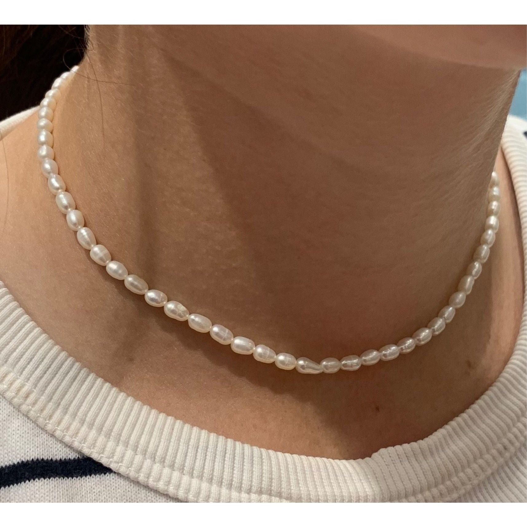 Dainty Pearls choker / necklace