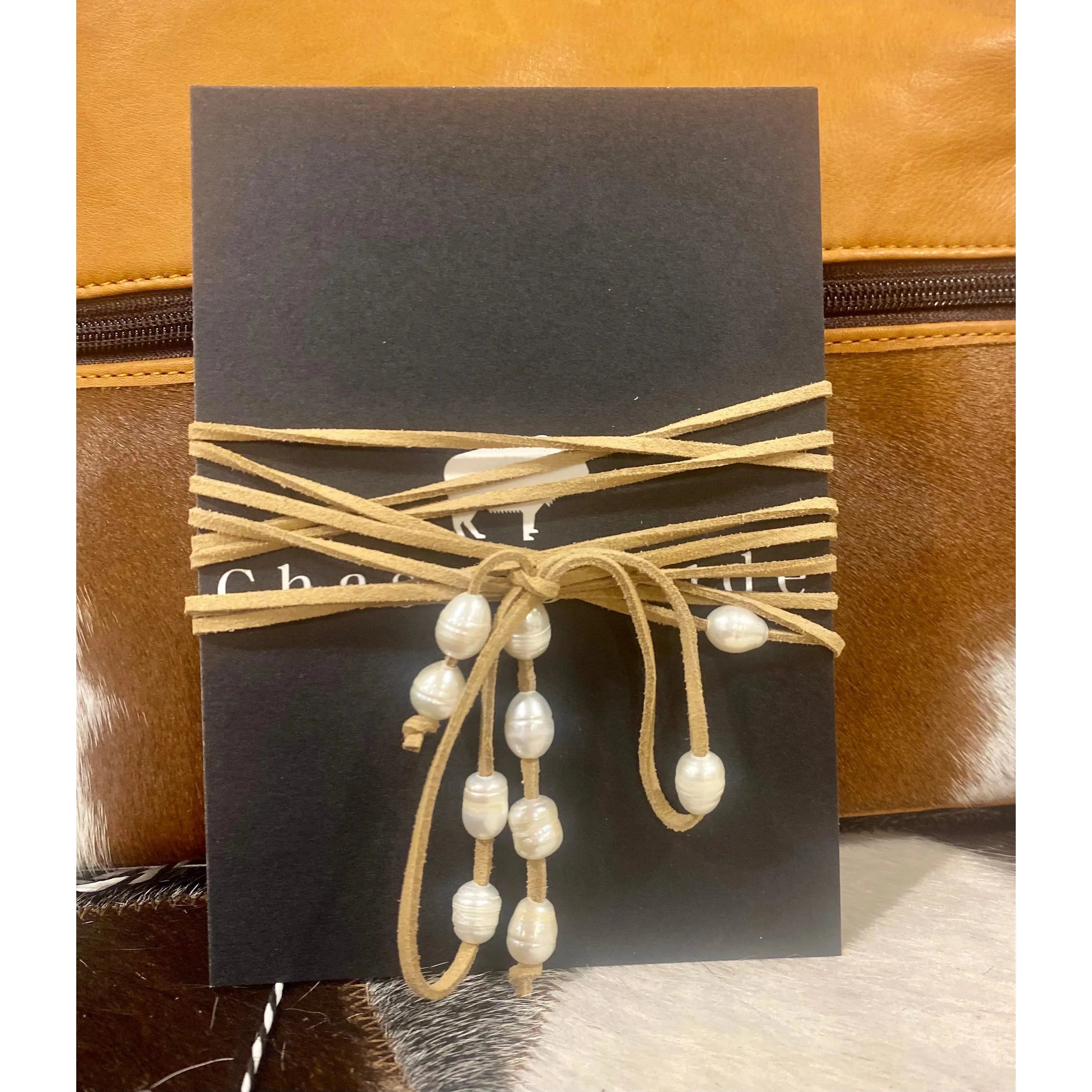 Pearl Lariat Light Tan