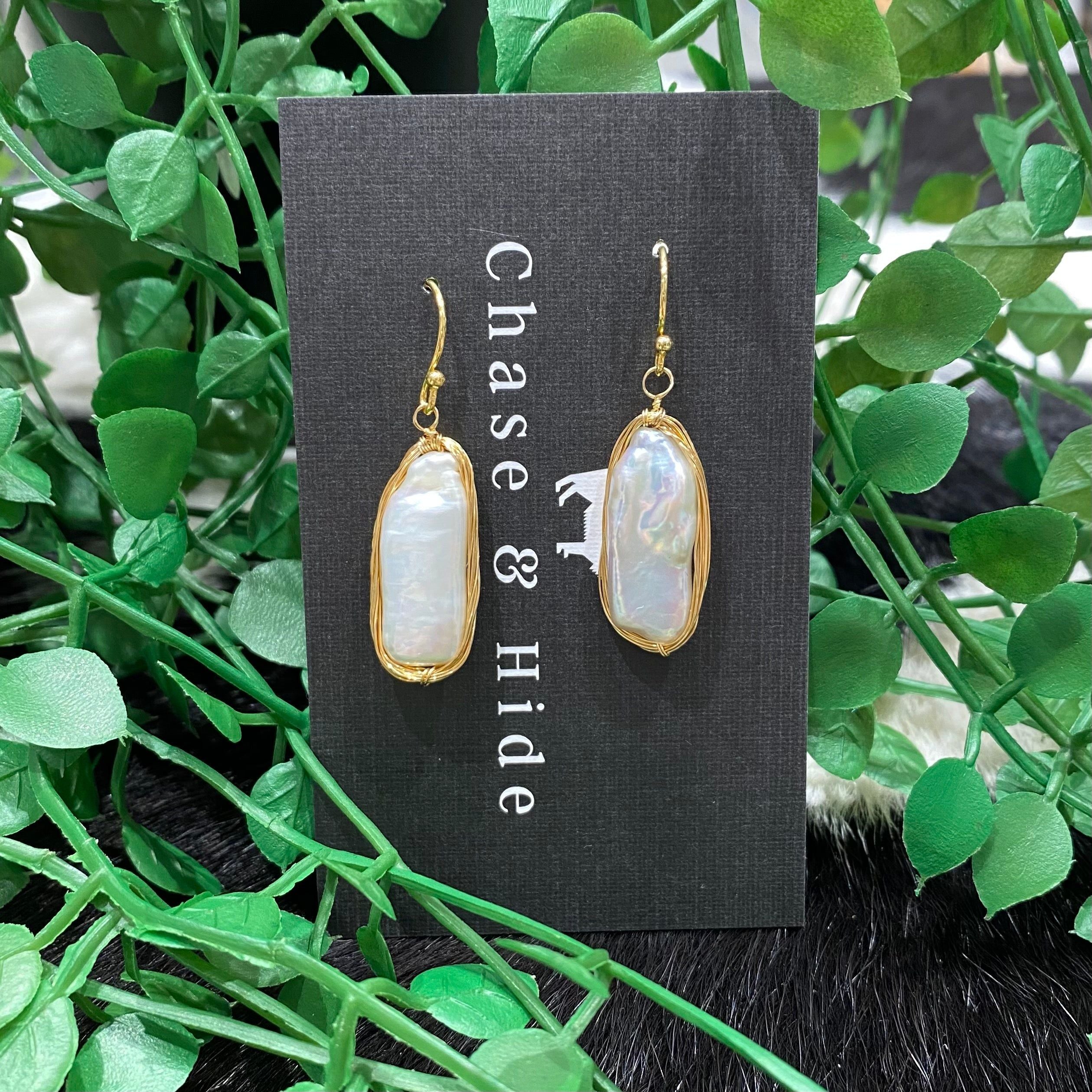 Baroque freshwater Pearl drops - gold