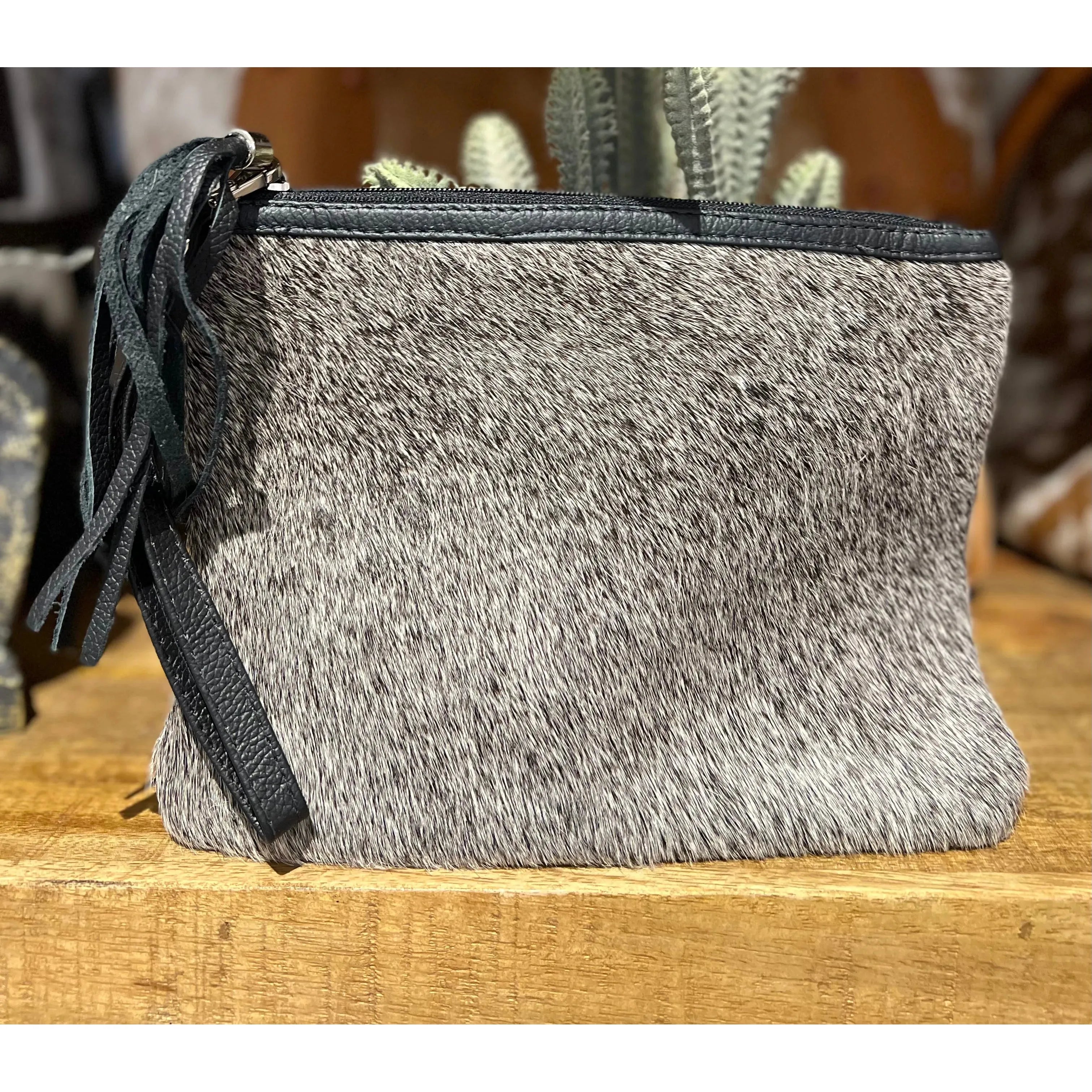 Full Hide Clutch