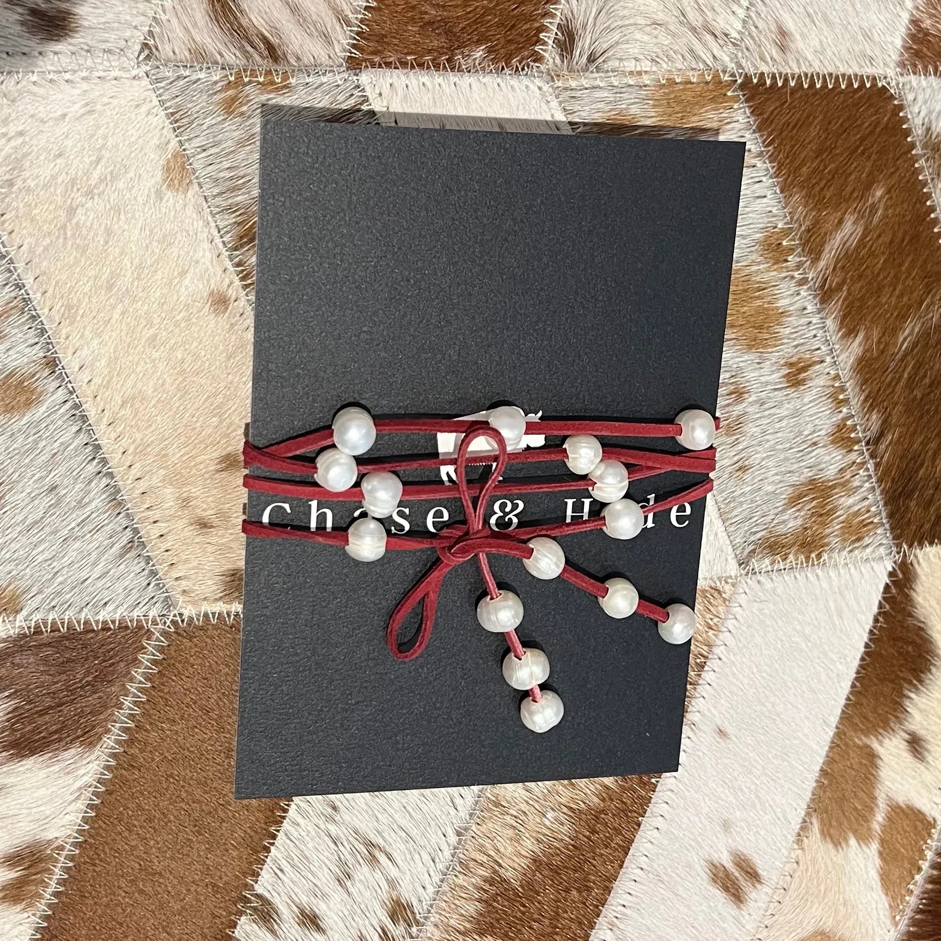 Pearl Lariat Maroon