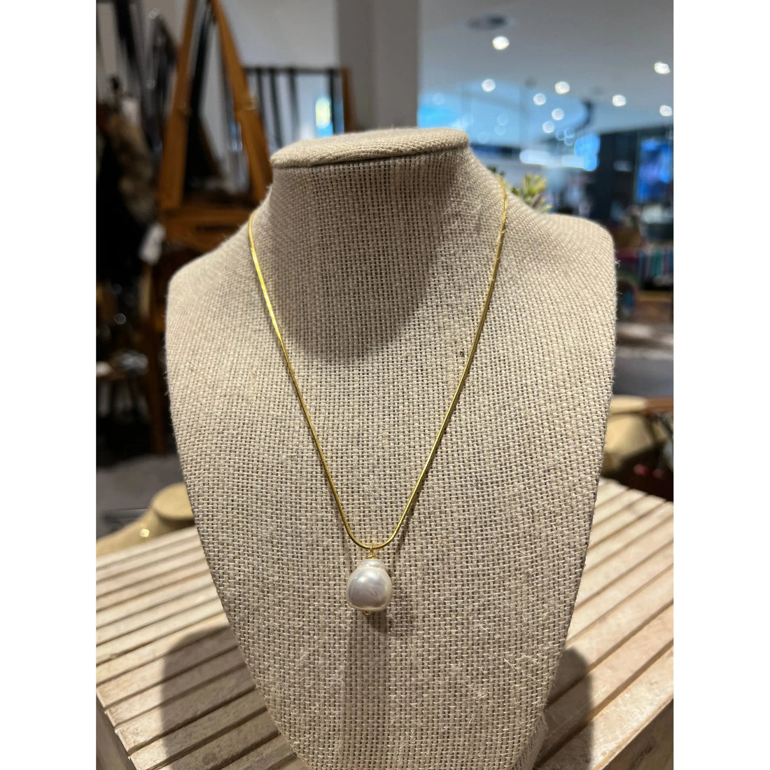 Spanish Faux Pearl Gold Necklace