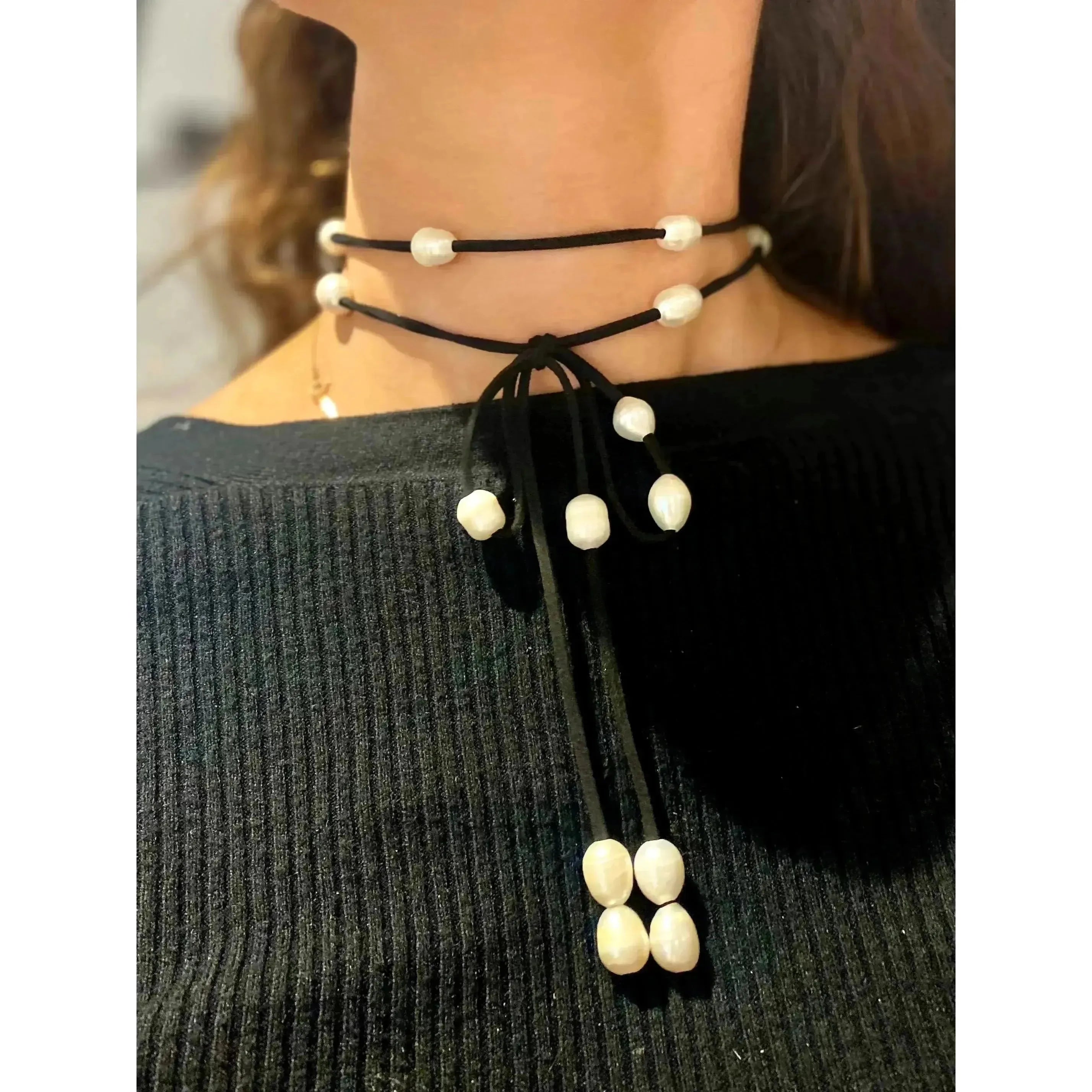Pearl Lariat black suede