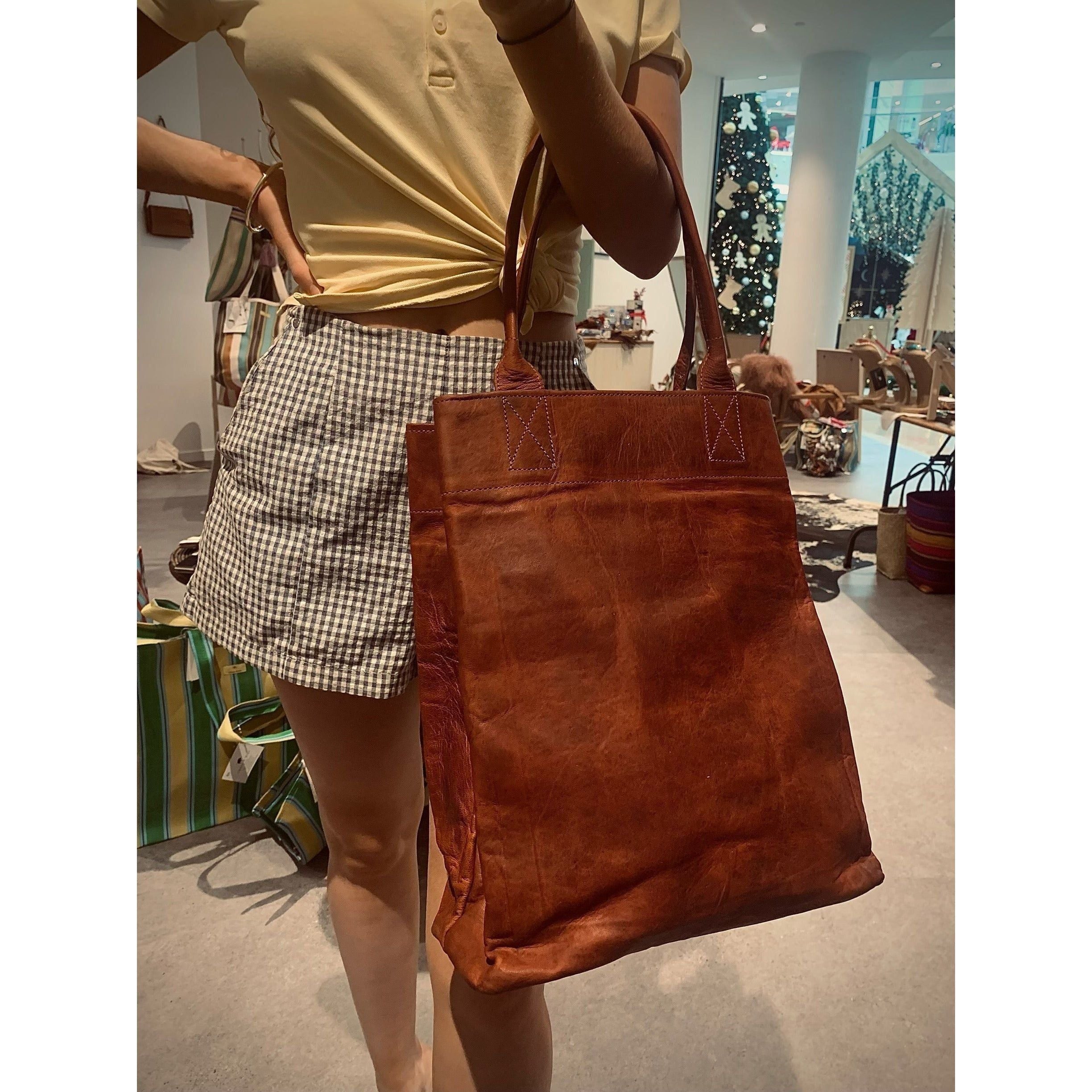 TALL TOTE