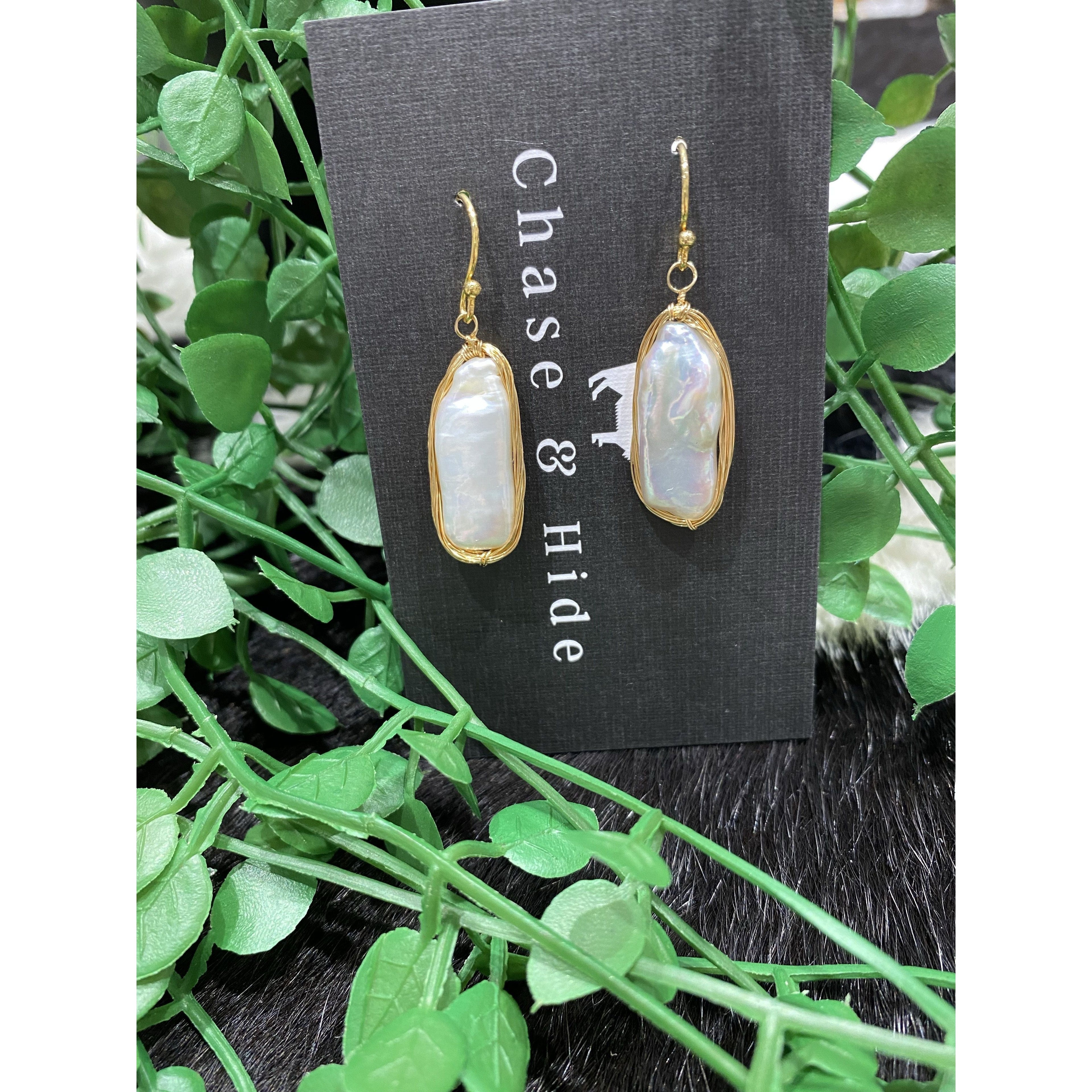 Baroque freshwater Pearl drops - gold