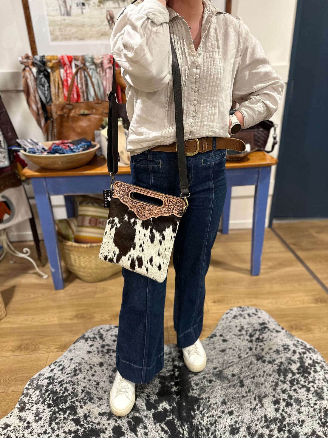 Sundance hide &amp; tooled leather handbag 