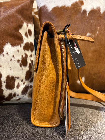 Vintage Leather Crossbody 7983 Honey