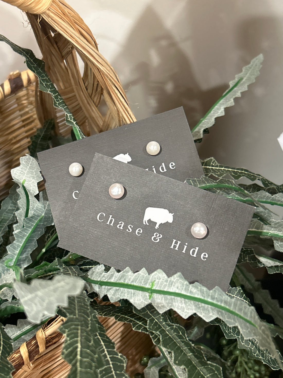 8.5mm Freshwater pearl studs