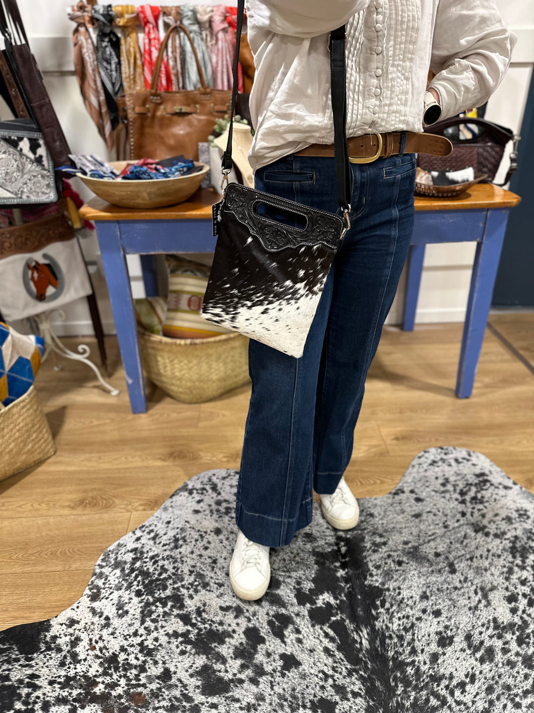 Sundance hide &amp; tooled leather handbag 