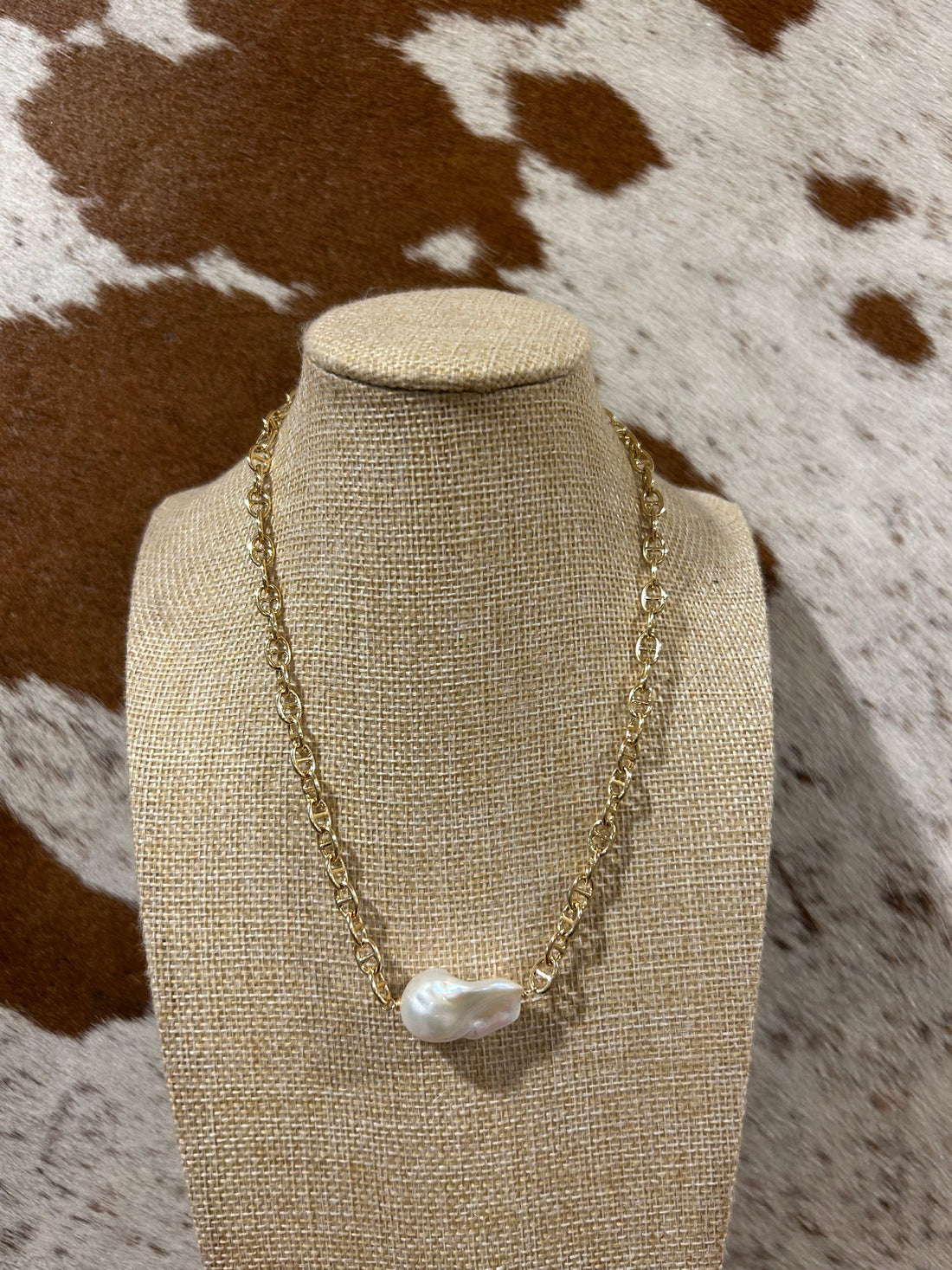 Baroque Pearl and Gold Necklace 