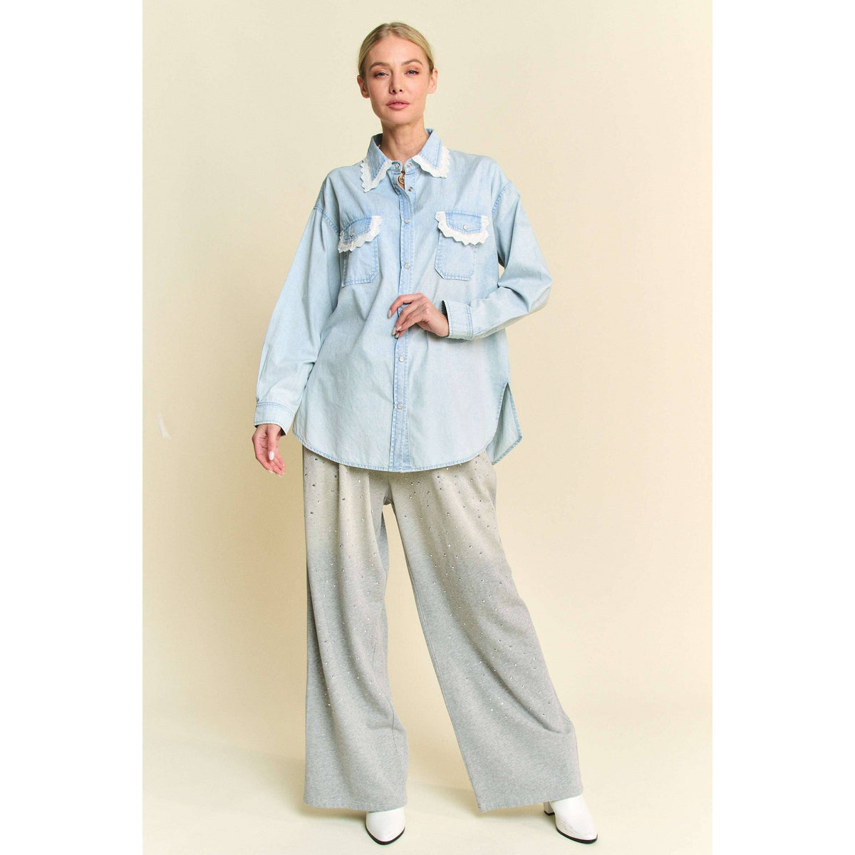 LIGHTWEIGHT WASHED LACE EDGE WAFFLE KNIT SHIRT