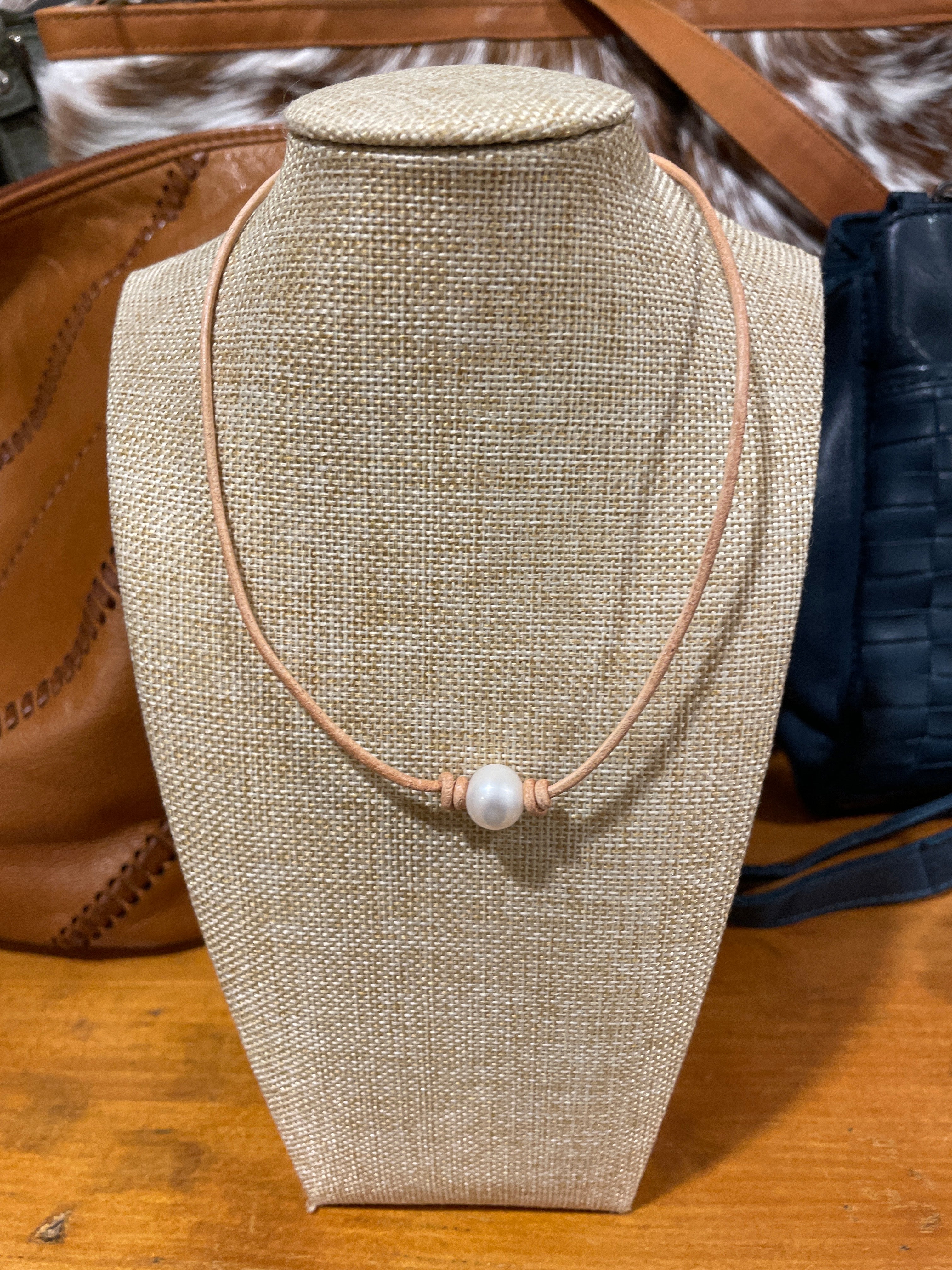 Freshwater Pearl on Light Tan Leather necklace/choker  