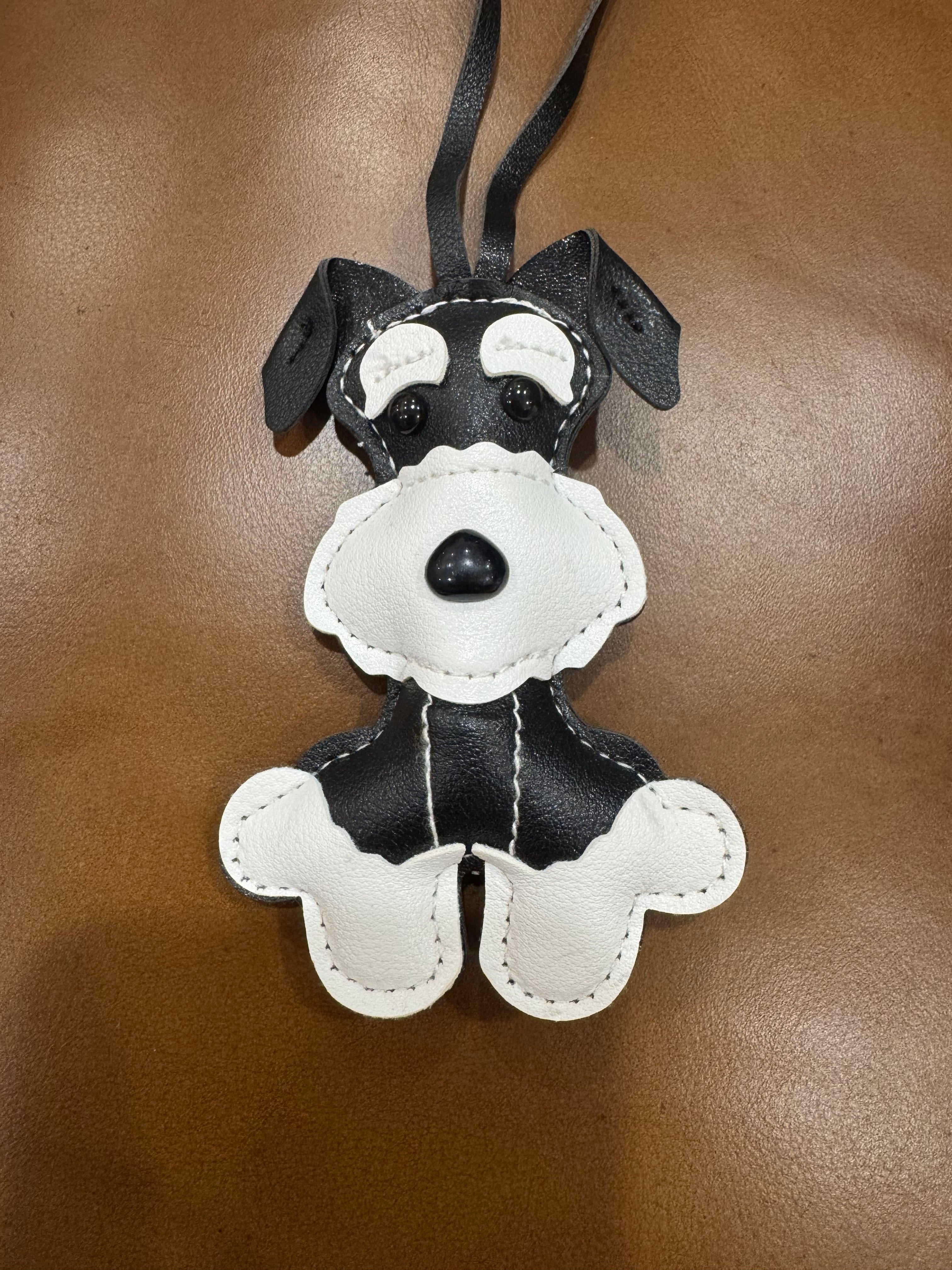 Leather Schnauzer Dog Keychain 