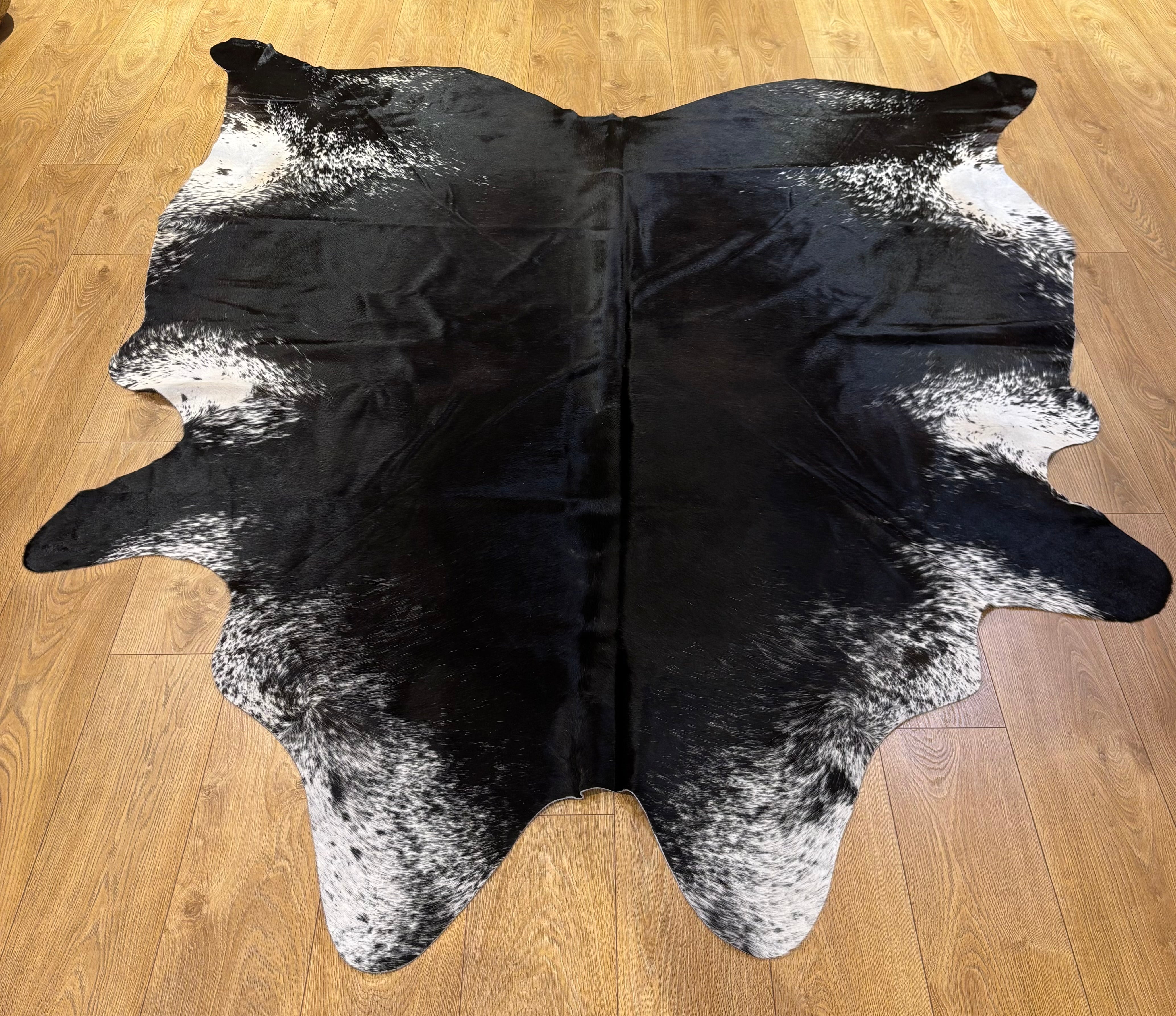 Cow Hide Rug #rug382 – Chase & Hide