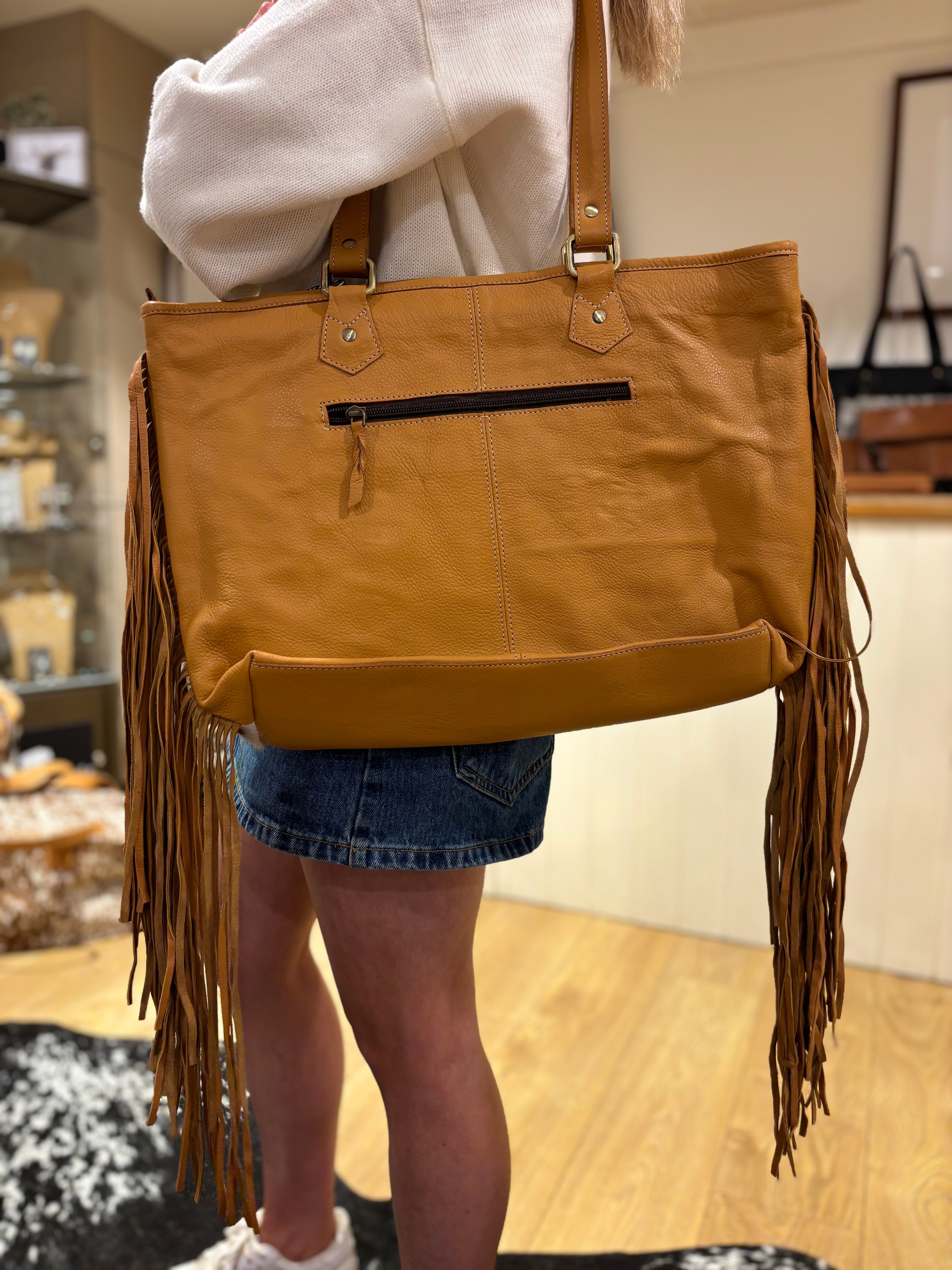 Hand Painted Tooling Leather Big Cowhide Bag With Fringes – AB73