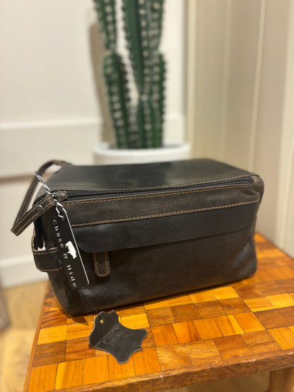 Darwin Toiletry Bag