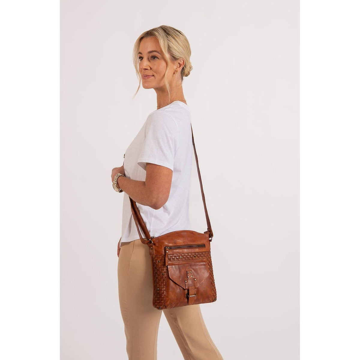 Leather Shoulder Bag - Elsa Cognac WS005COG