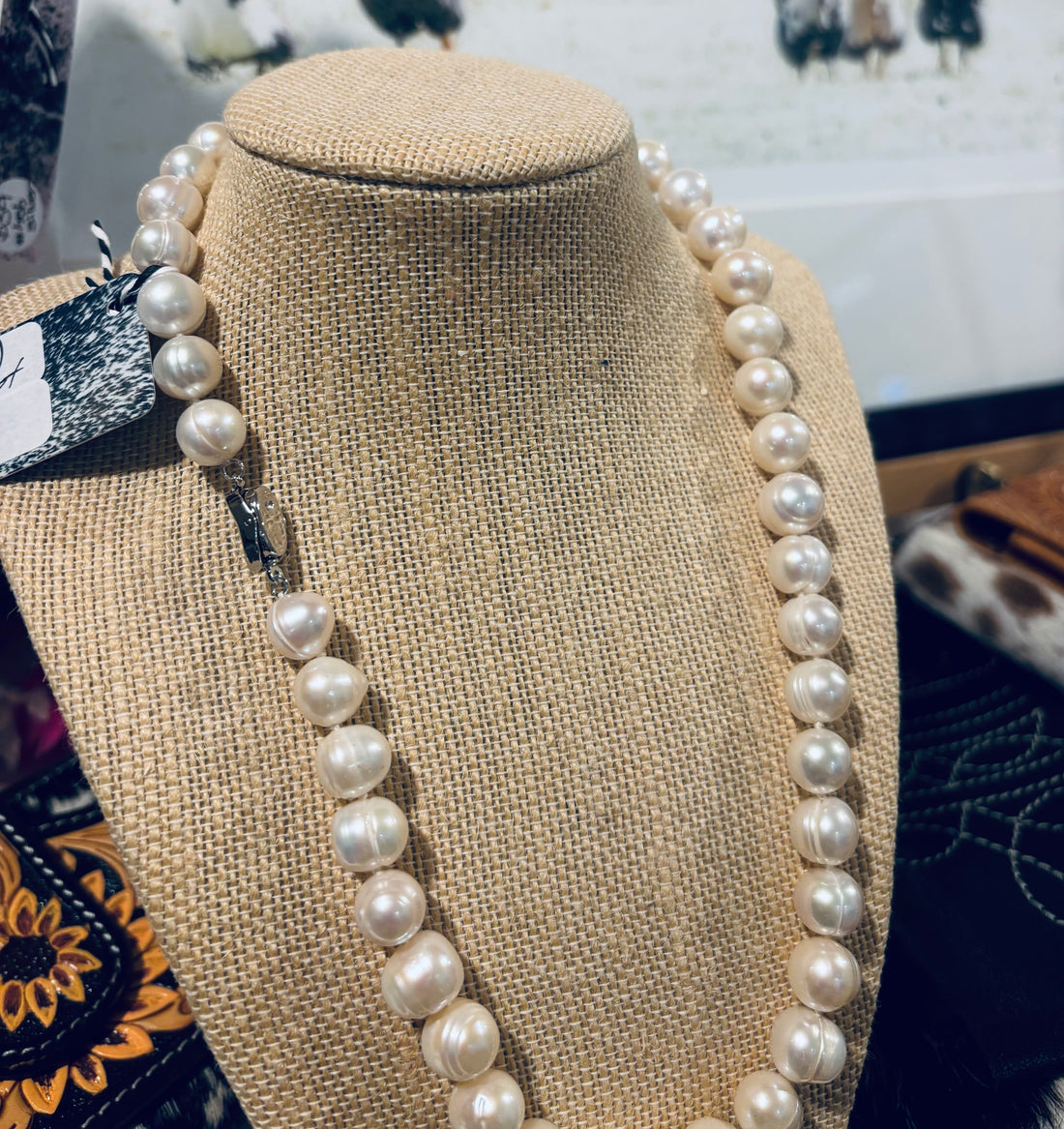 White Freshwater potato pearl necklace 