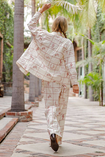EMBROIDERED WESTERN BUTTON DOWN SHIRT