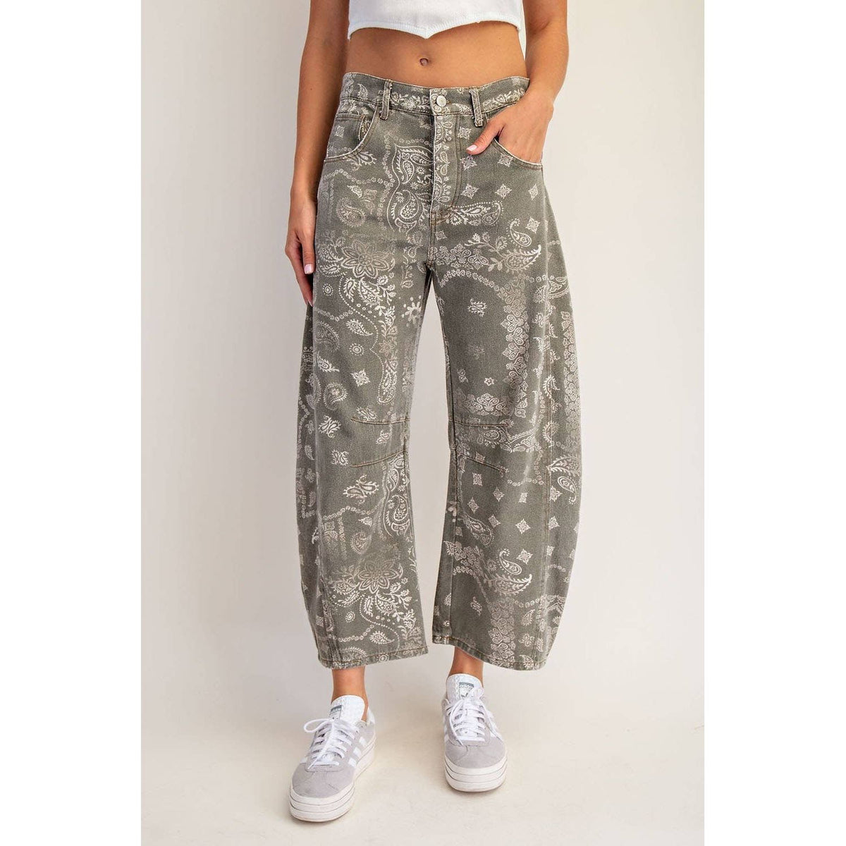JEANS MINERAL WASHED PAISLEY PRINTED BARREL JEANS
