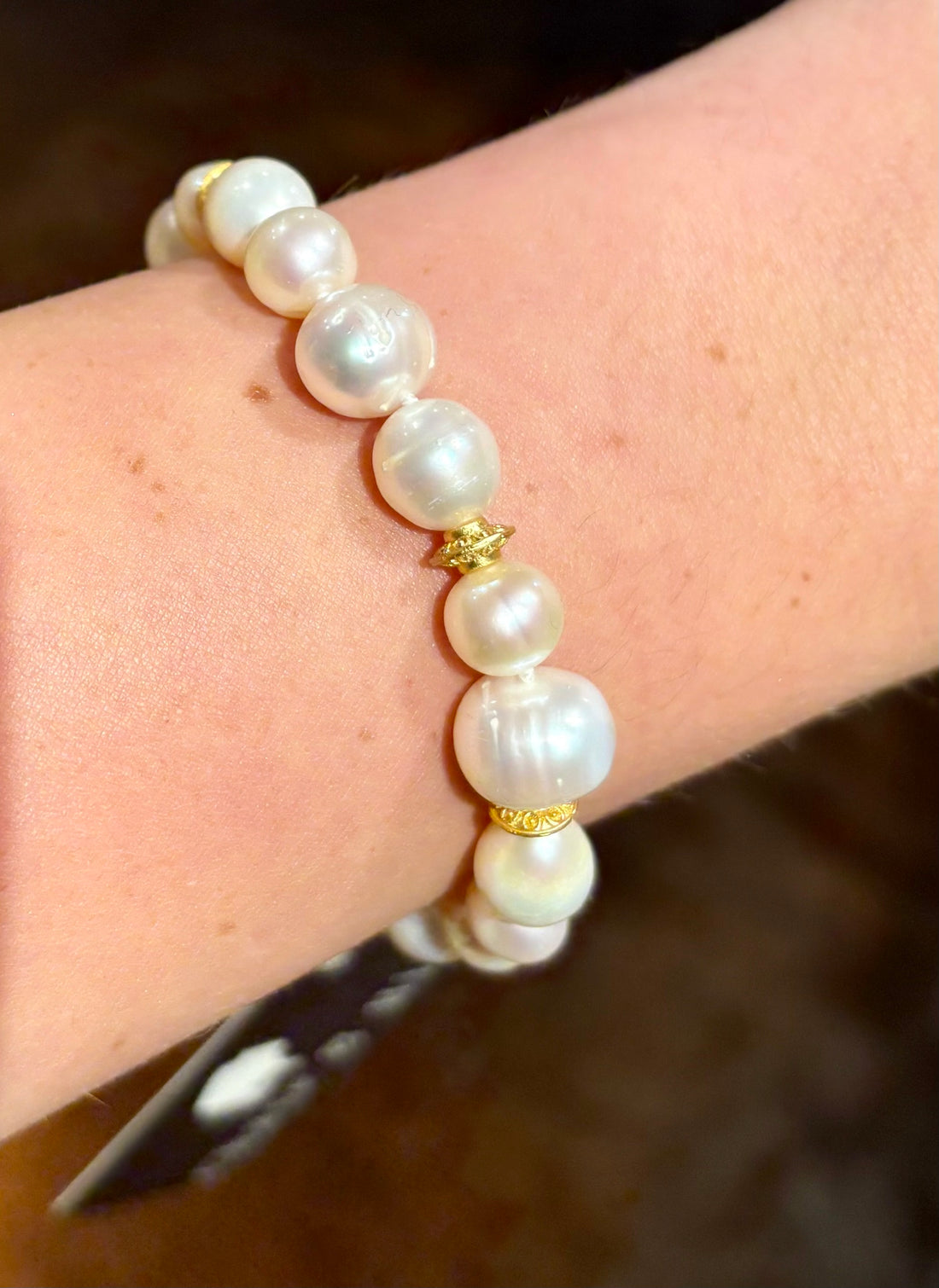 Freshwater Pearls and gold plated bead bracelet 