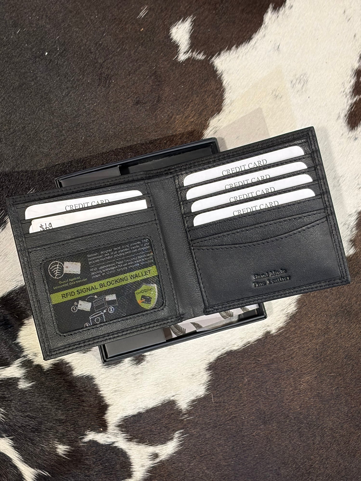 Bi-Fold Leather Wallet 