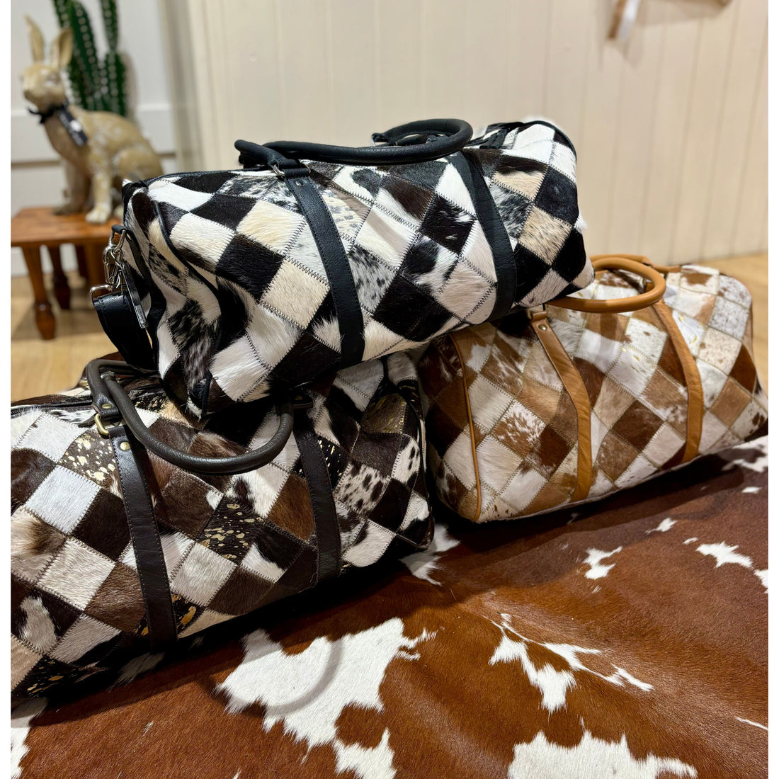 Patchwork Cowhide Travel Bag – AT67