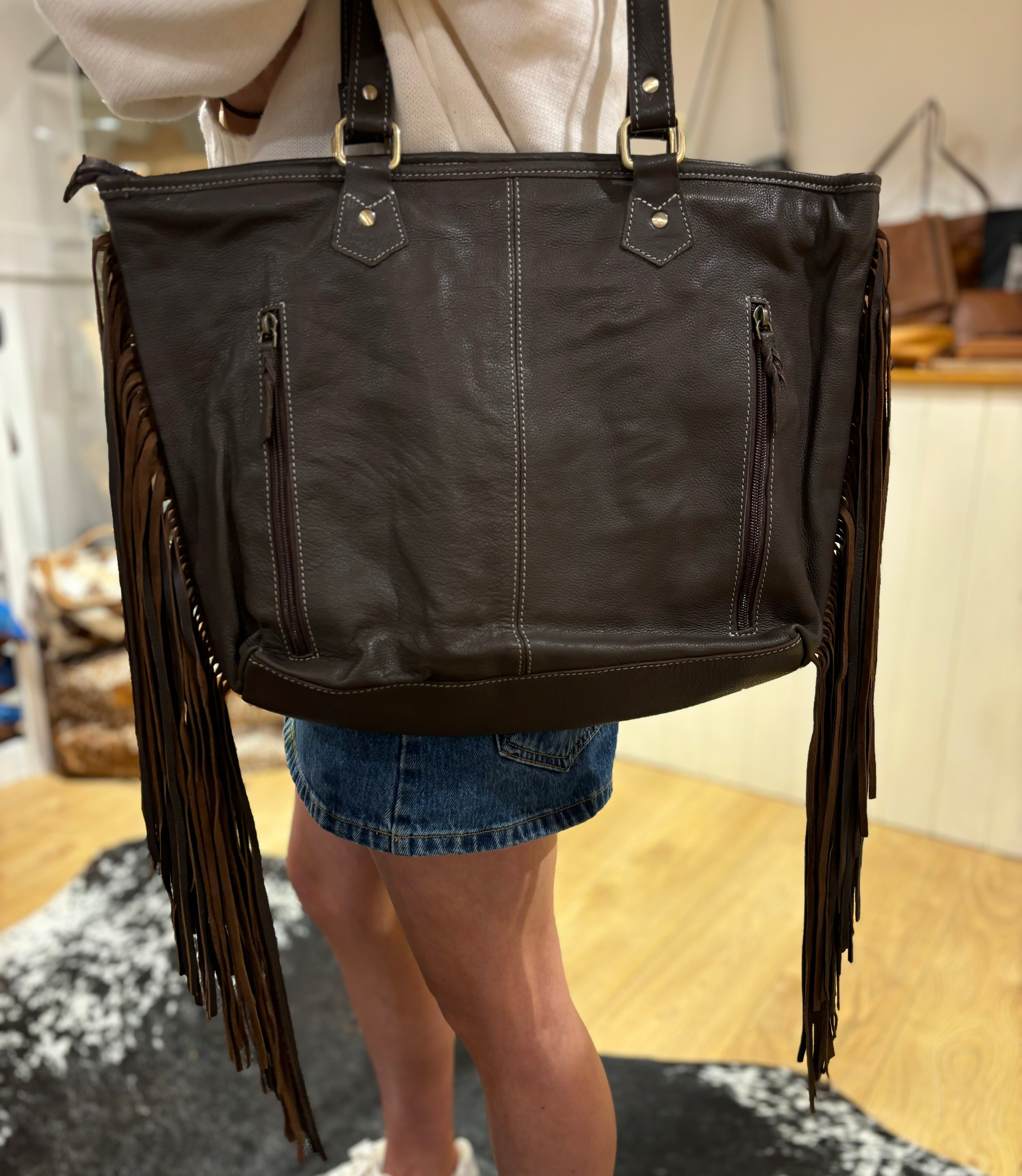 Hand Painted Tooling Leather Big Cowhide Bag With Fringes – AB73