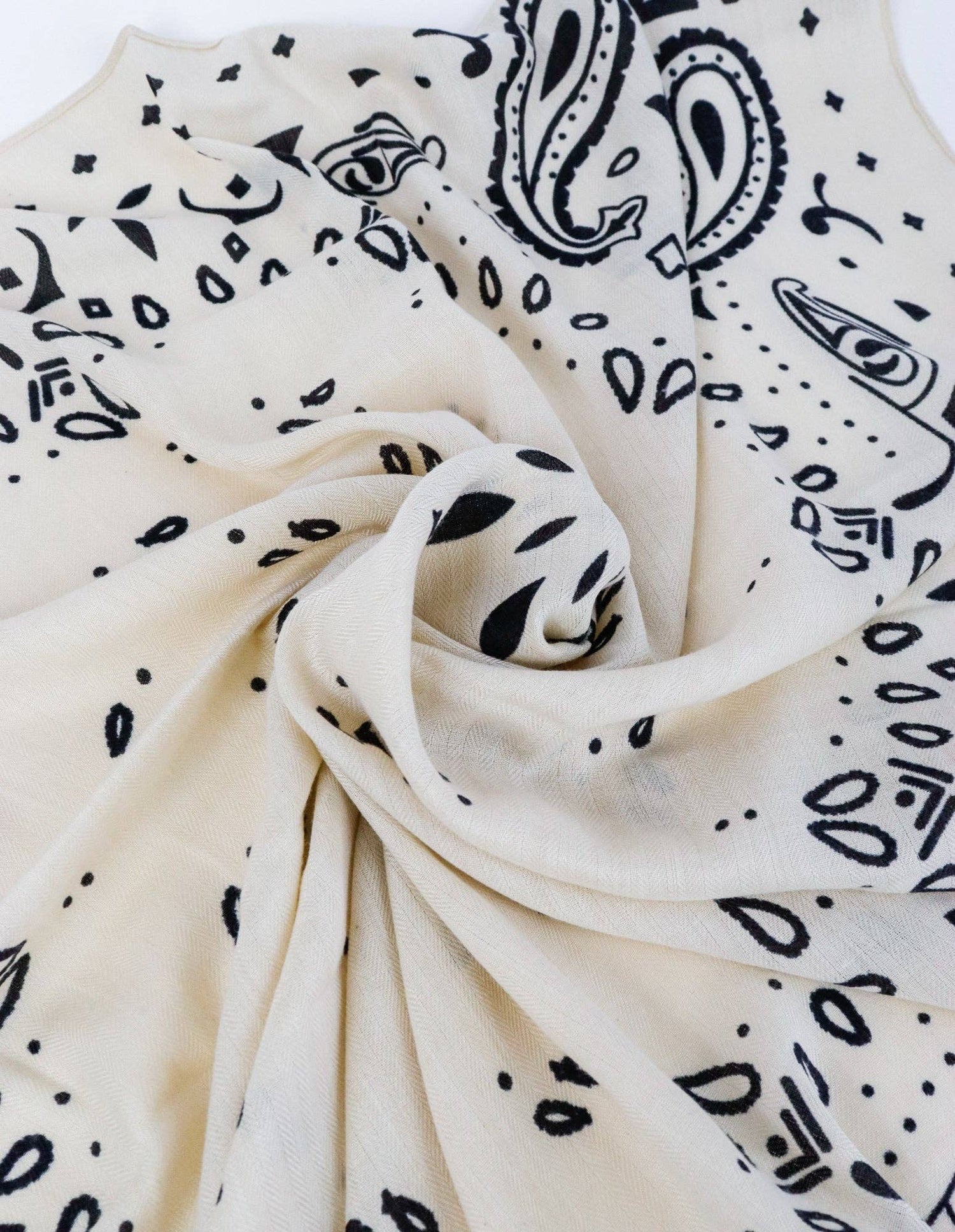 Solari Symmetric Head Scarf