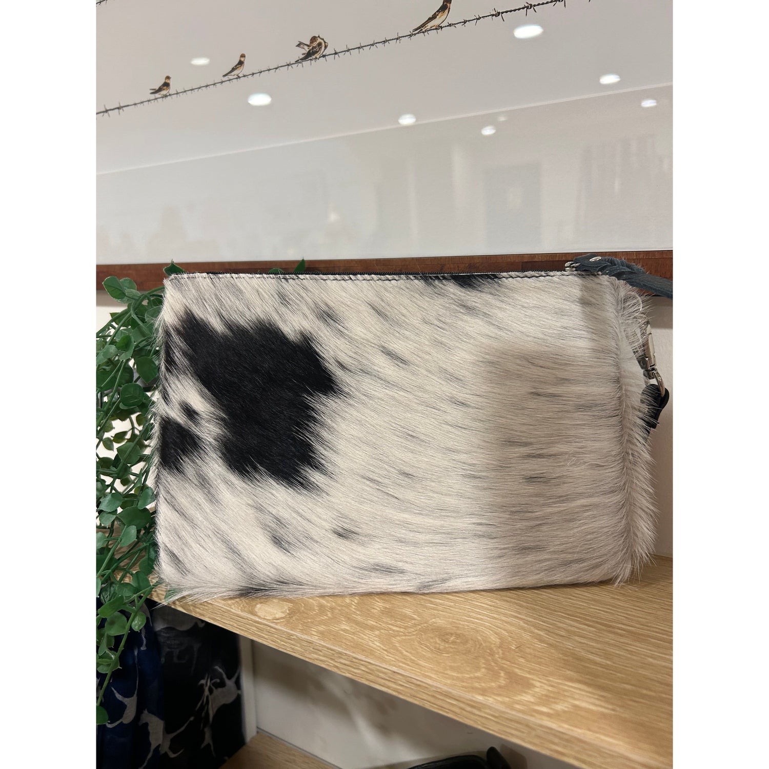 Large Hide Black Clutch 