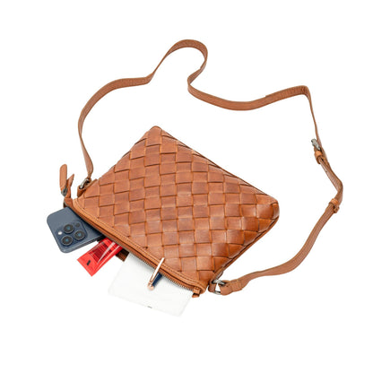 Mila – Diamond Weave Crossbody Bag (Cognac)