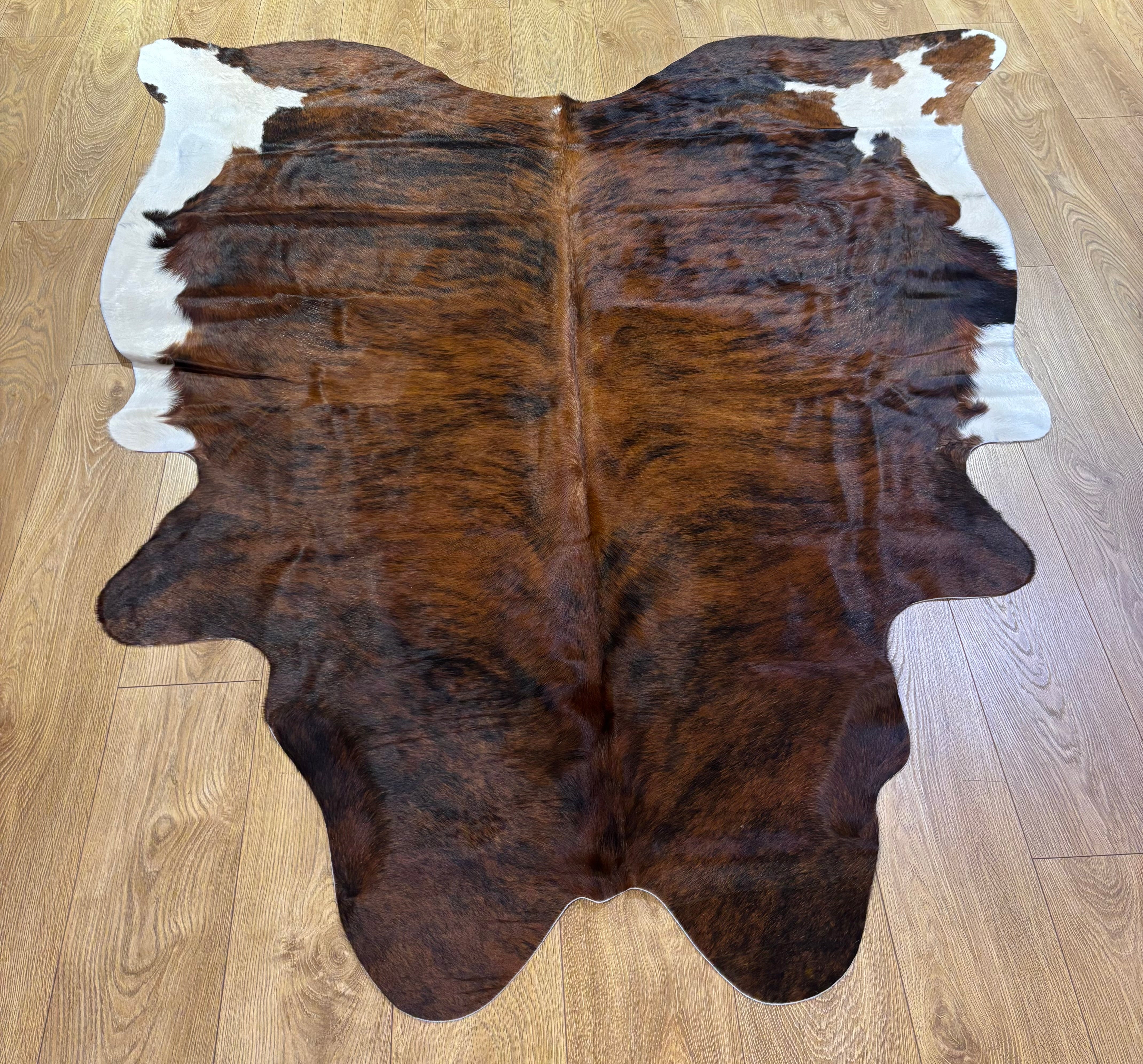 Cattle Hide Rug Cow Hide Rug #rug397 – Chase & Hide