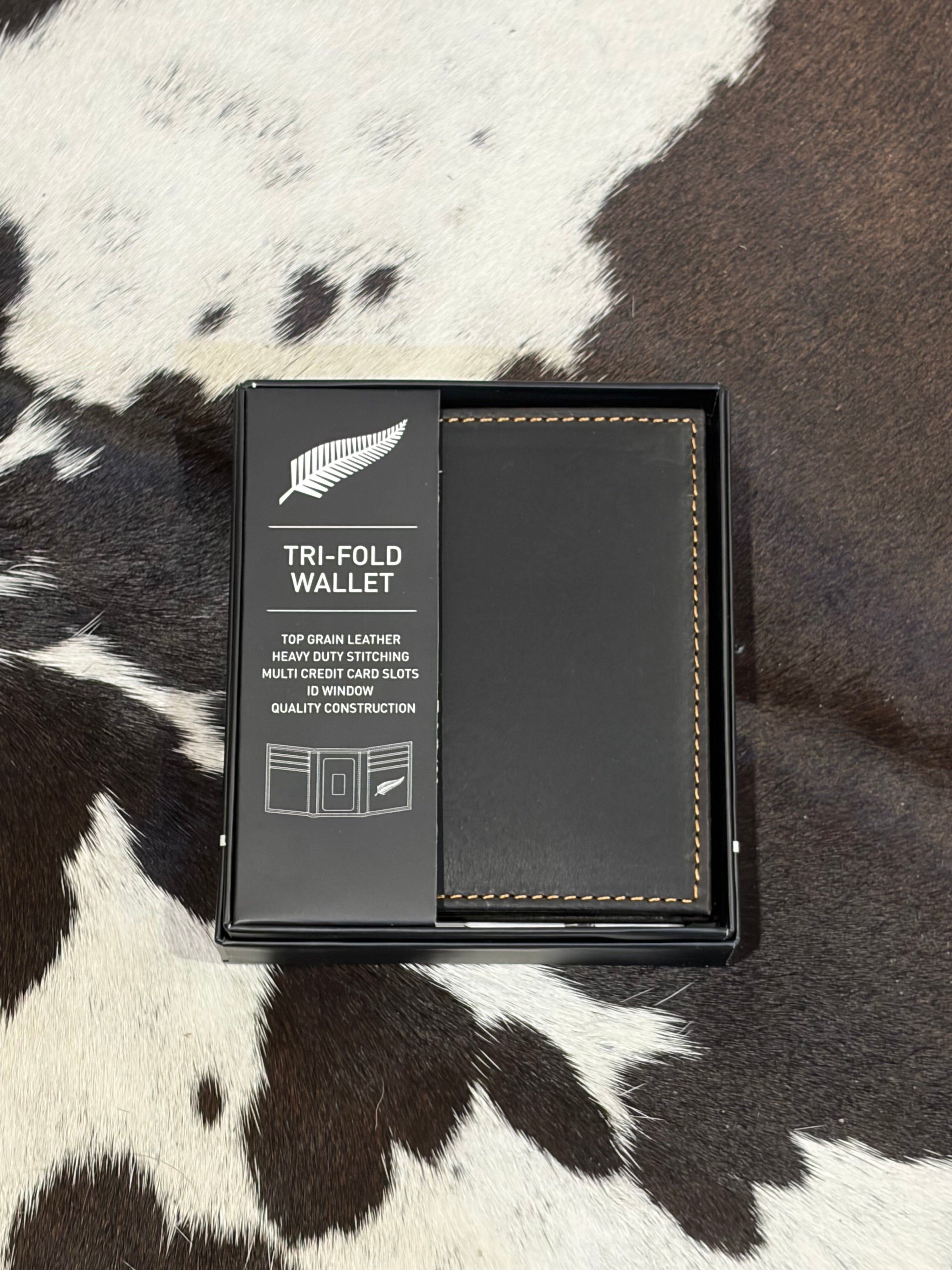 Tri-Fold Leather Wallet 