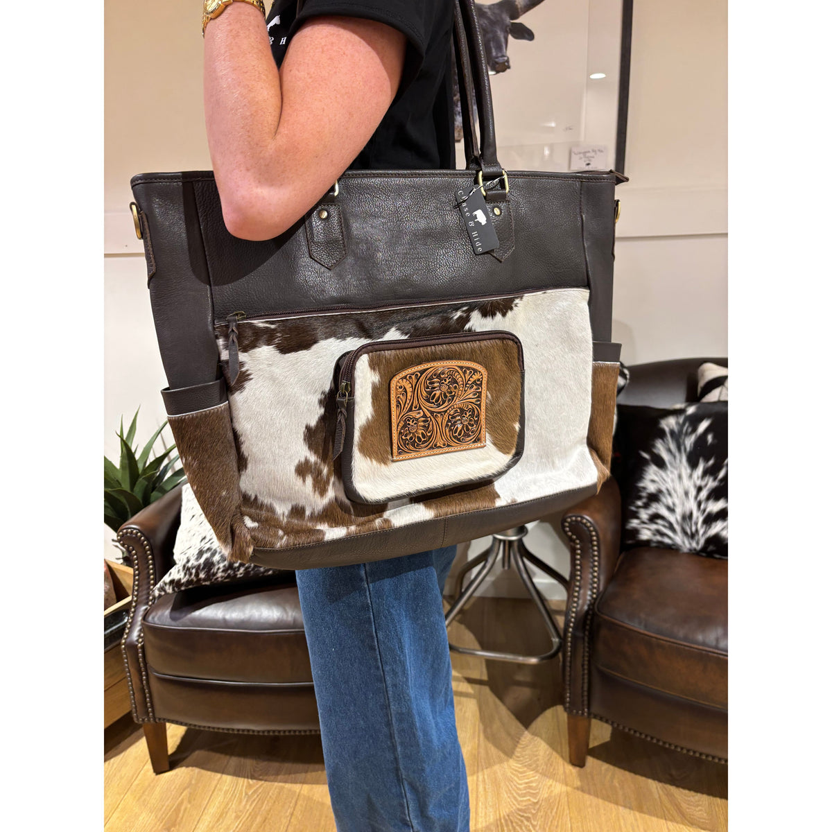 Cowhide and tooling leather nappy / Large Bag 