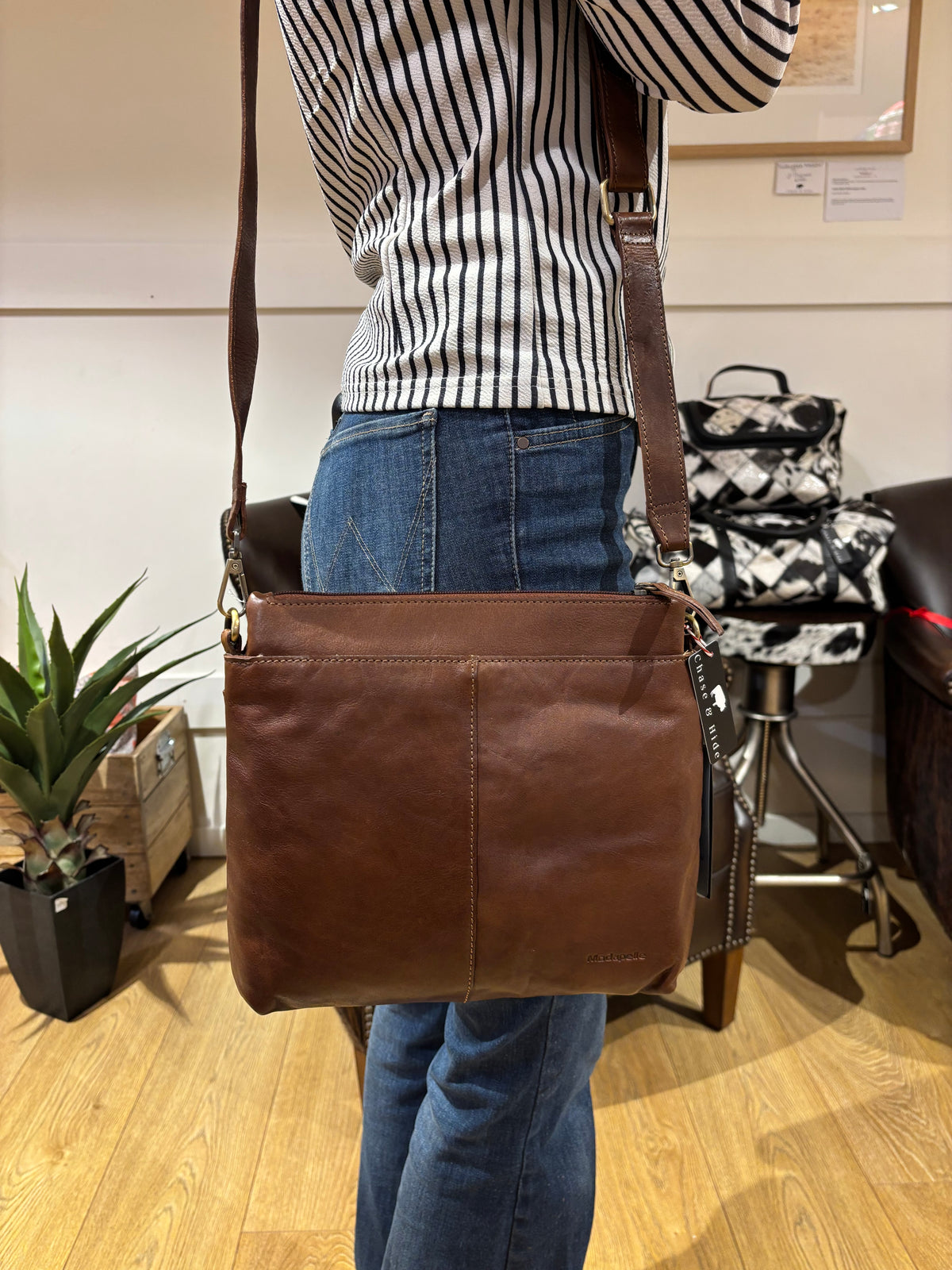 Cognac Soft Leather crossbody 6803