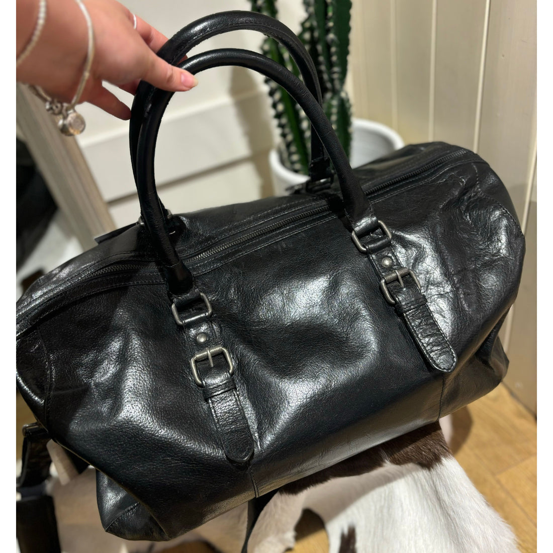 The Leisurely Overnight Bag Black