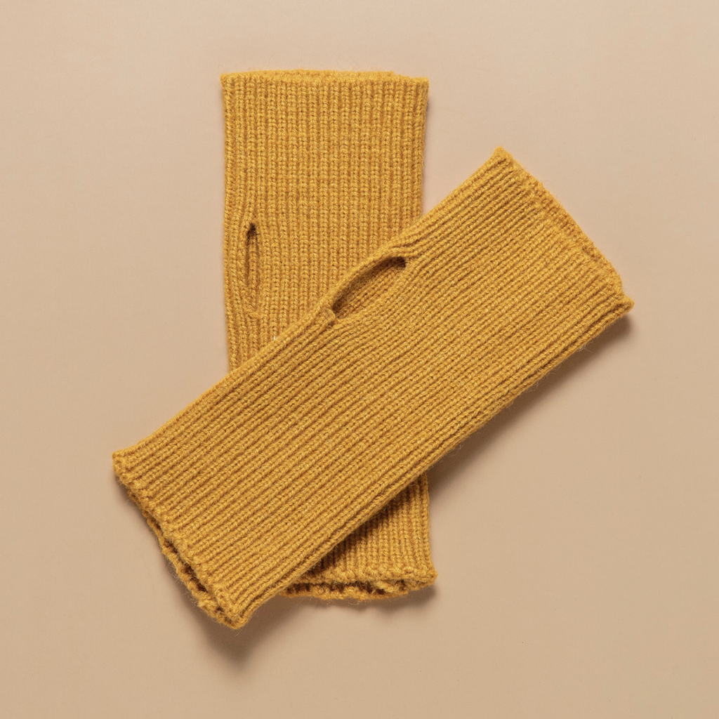 Ribbed Fingerless Gloves