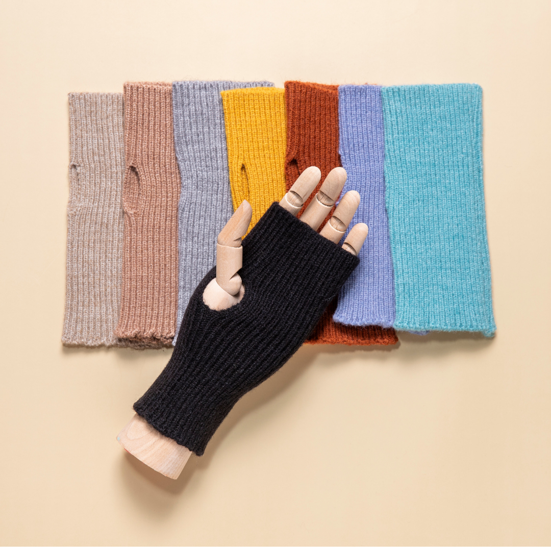 Ribbed Fingerless Gloves