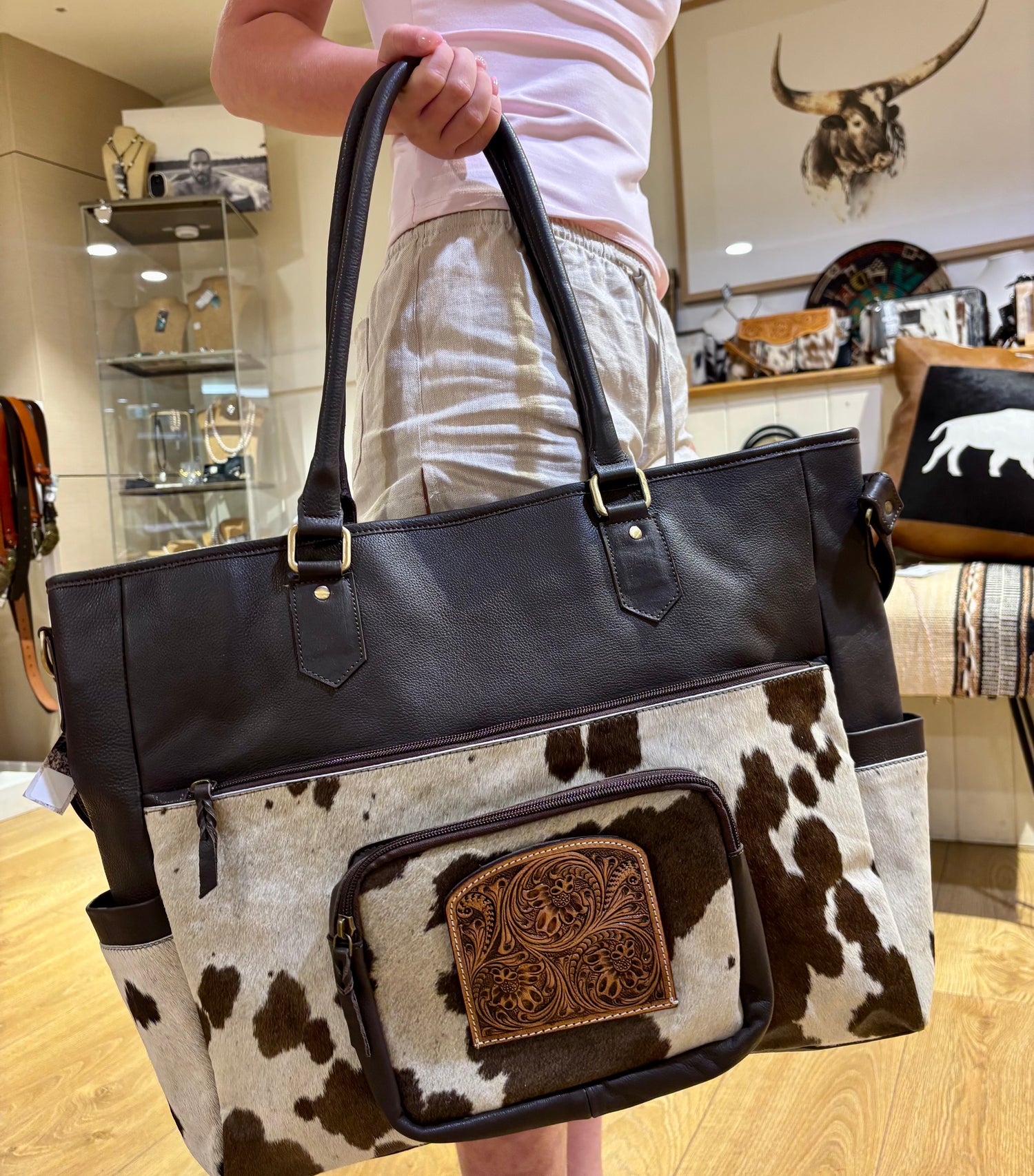 Cowhide and tooling leather nappy / Large Bag 