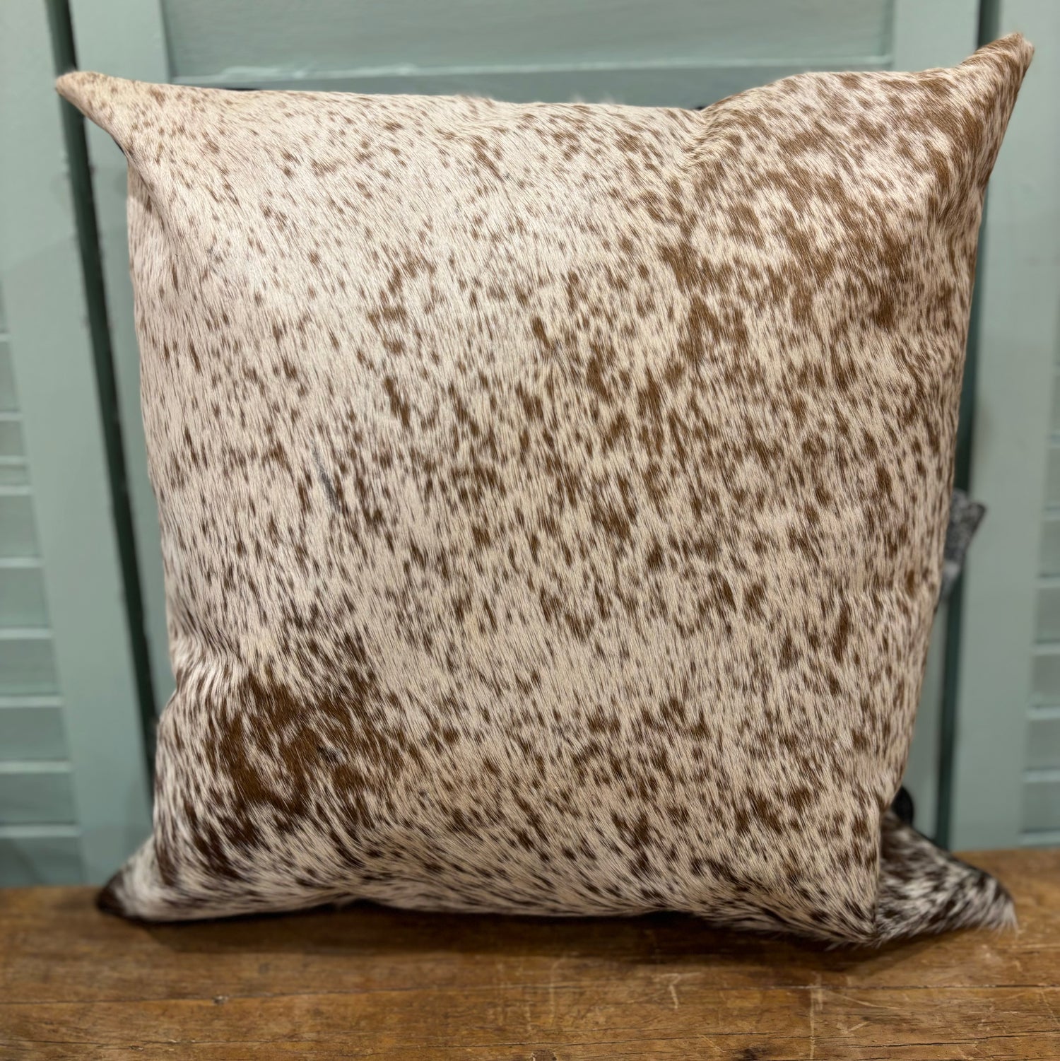 Hide and leather Cushion 