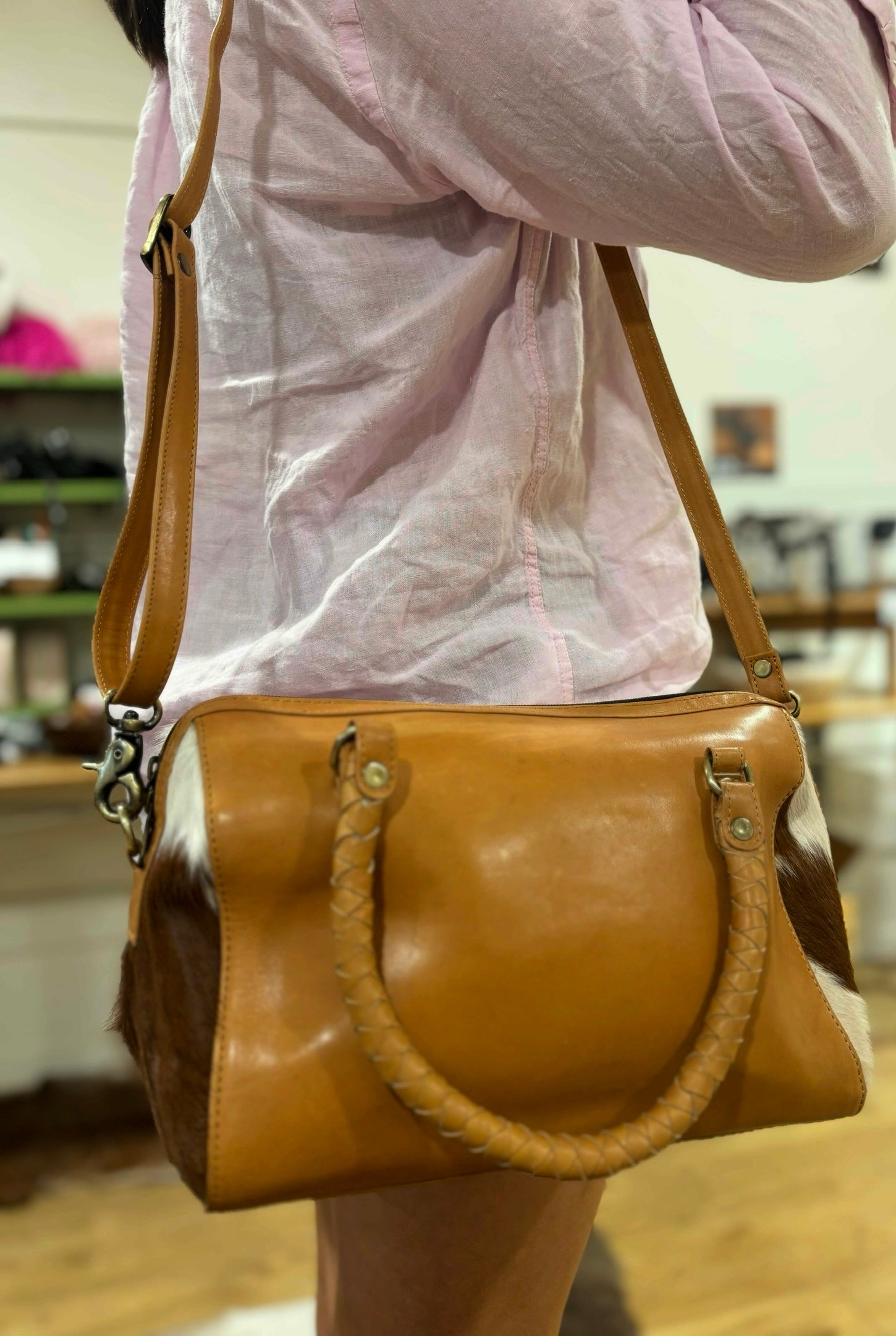 Brussels Cowhide handbag 