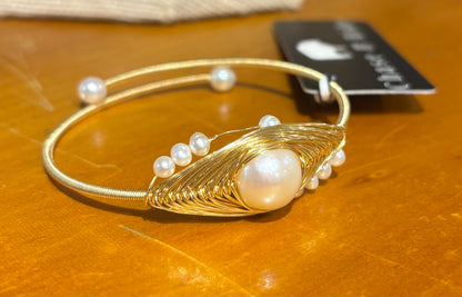 Pearl gold wire cuff 