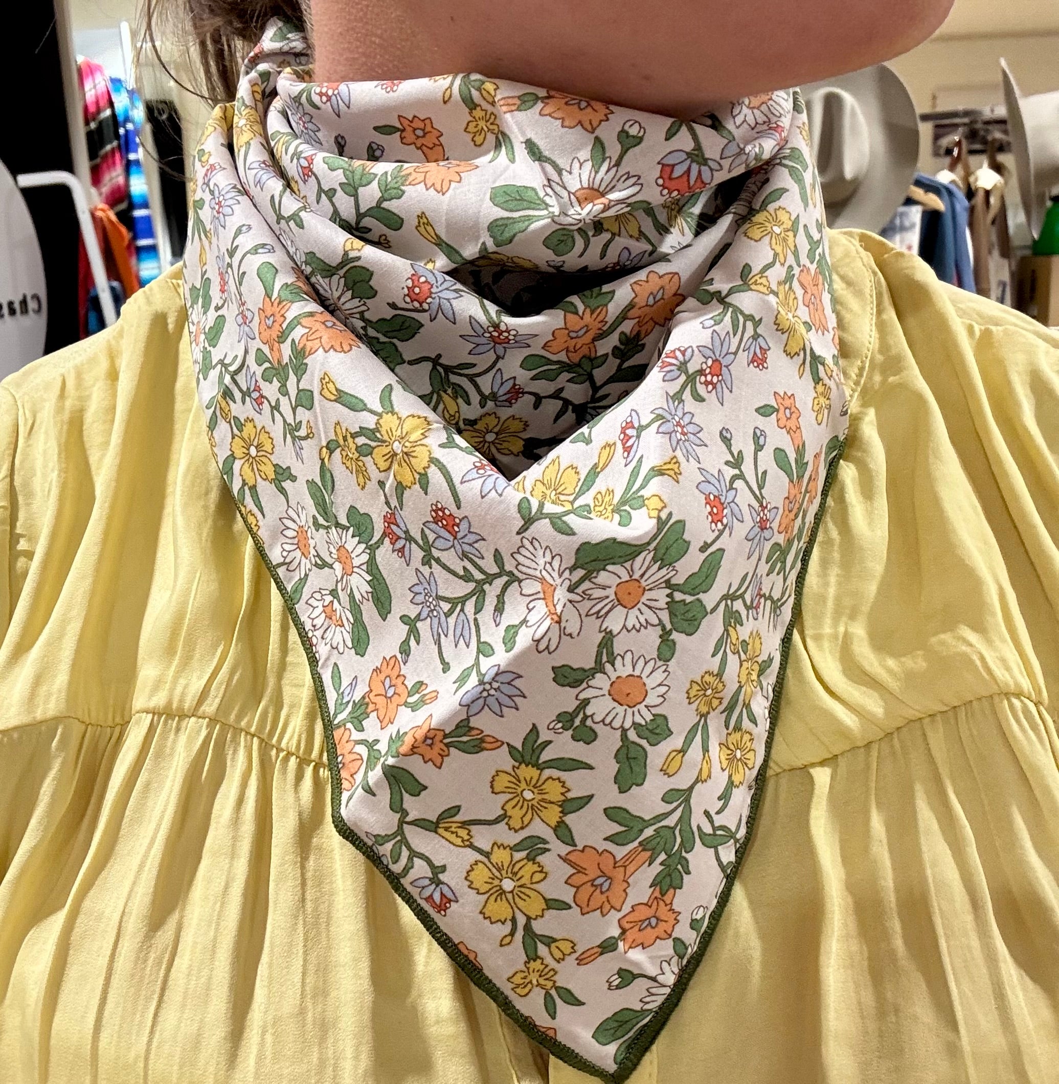 Wild Rags Foral