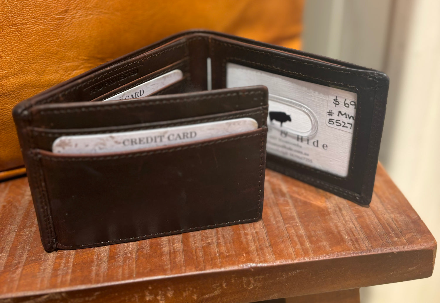 Bay Plain Leather Wallet 