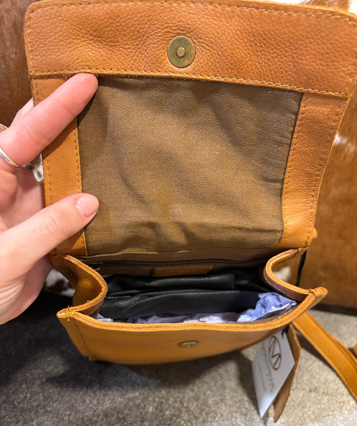 Vintage Leather Crossbody 7983 Honey