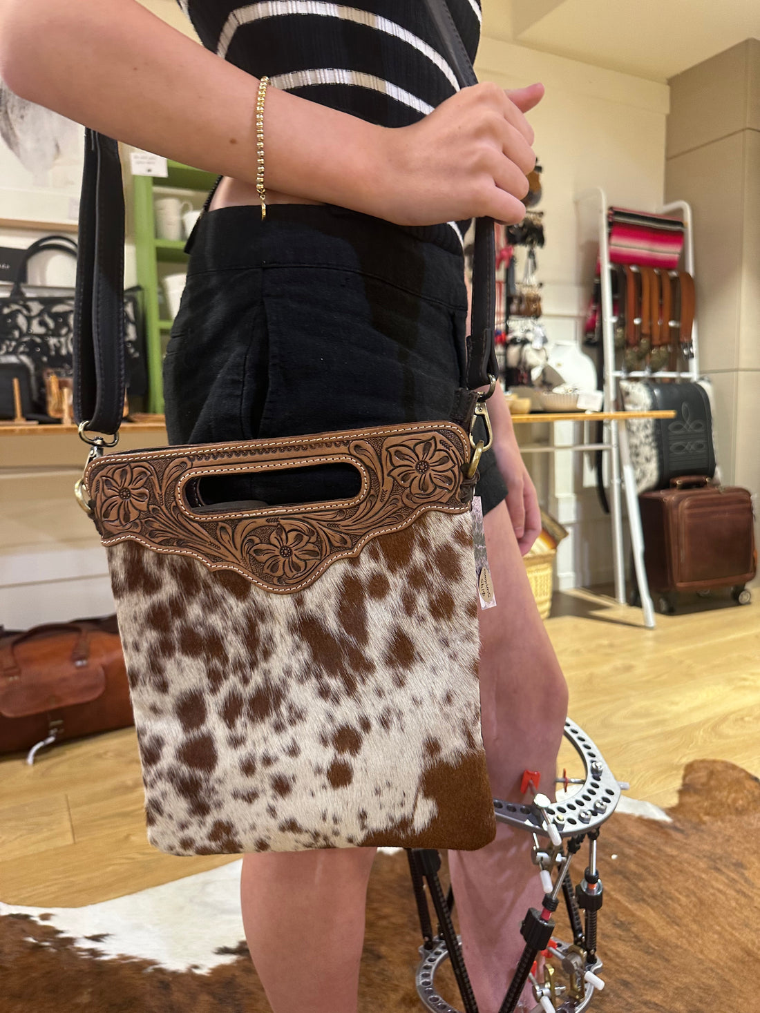 Sundance hide &amp; tooled leather handbag 