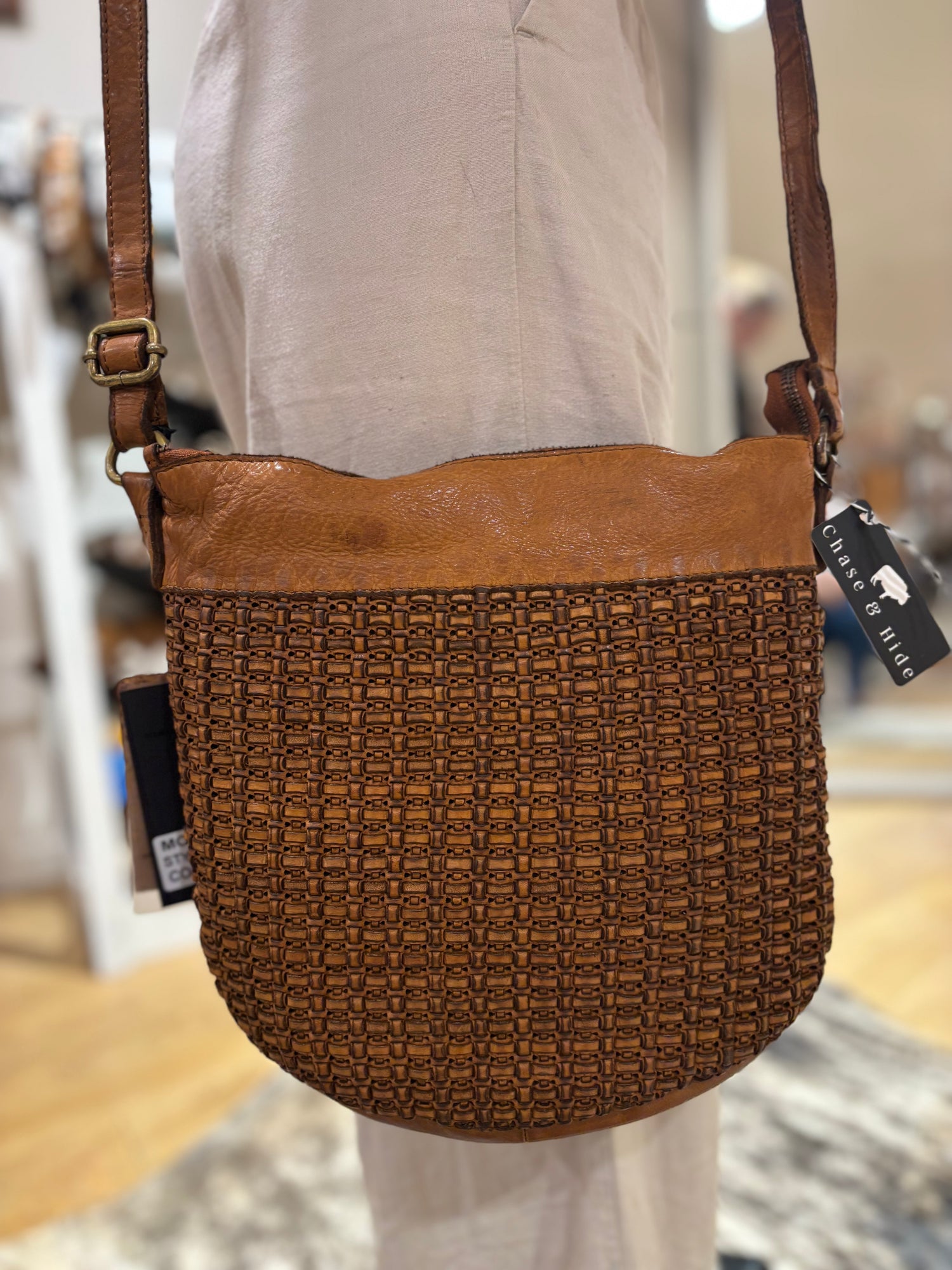 Tan Leather shoulder/crossbody 