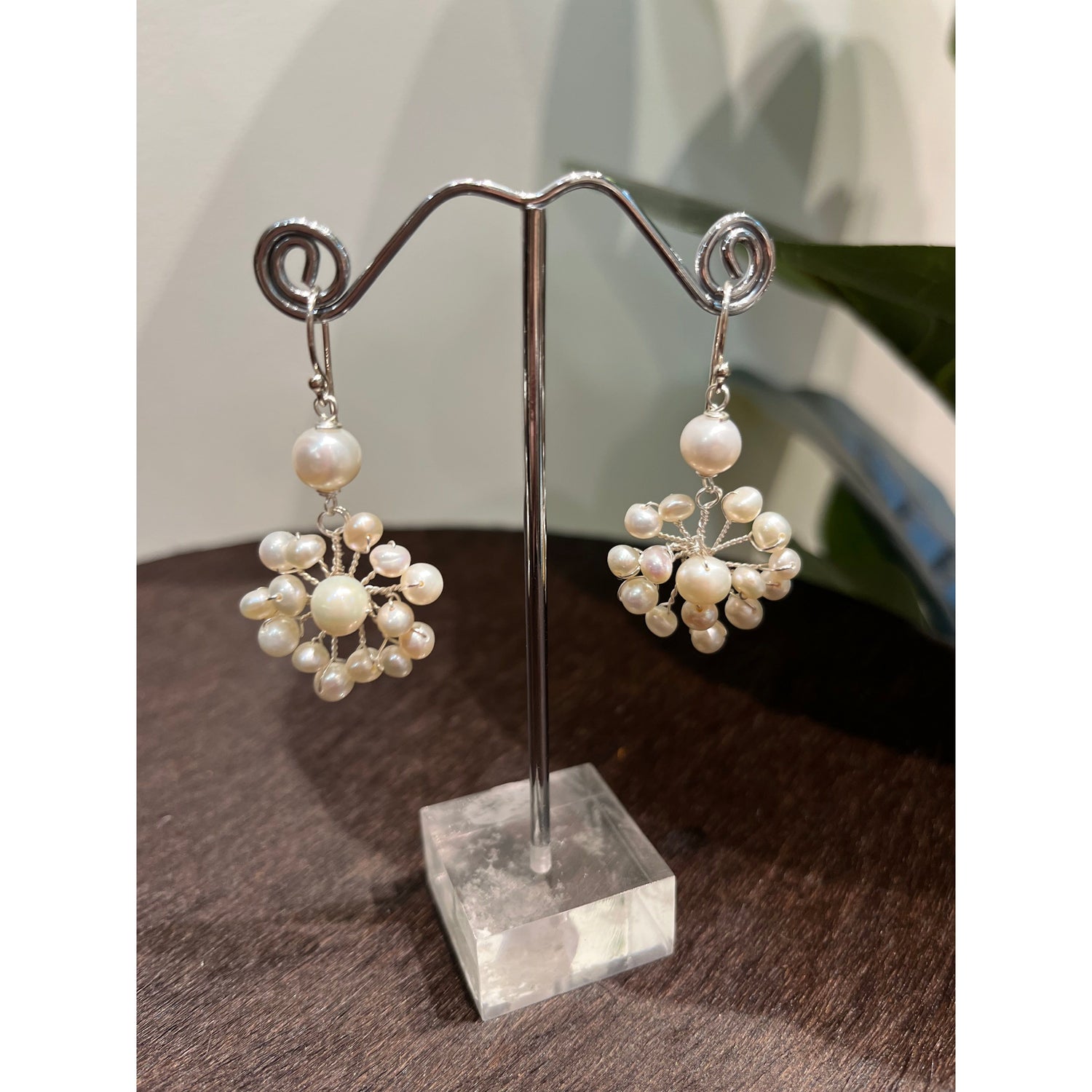 Remmy Pearl Drop Earring 